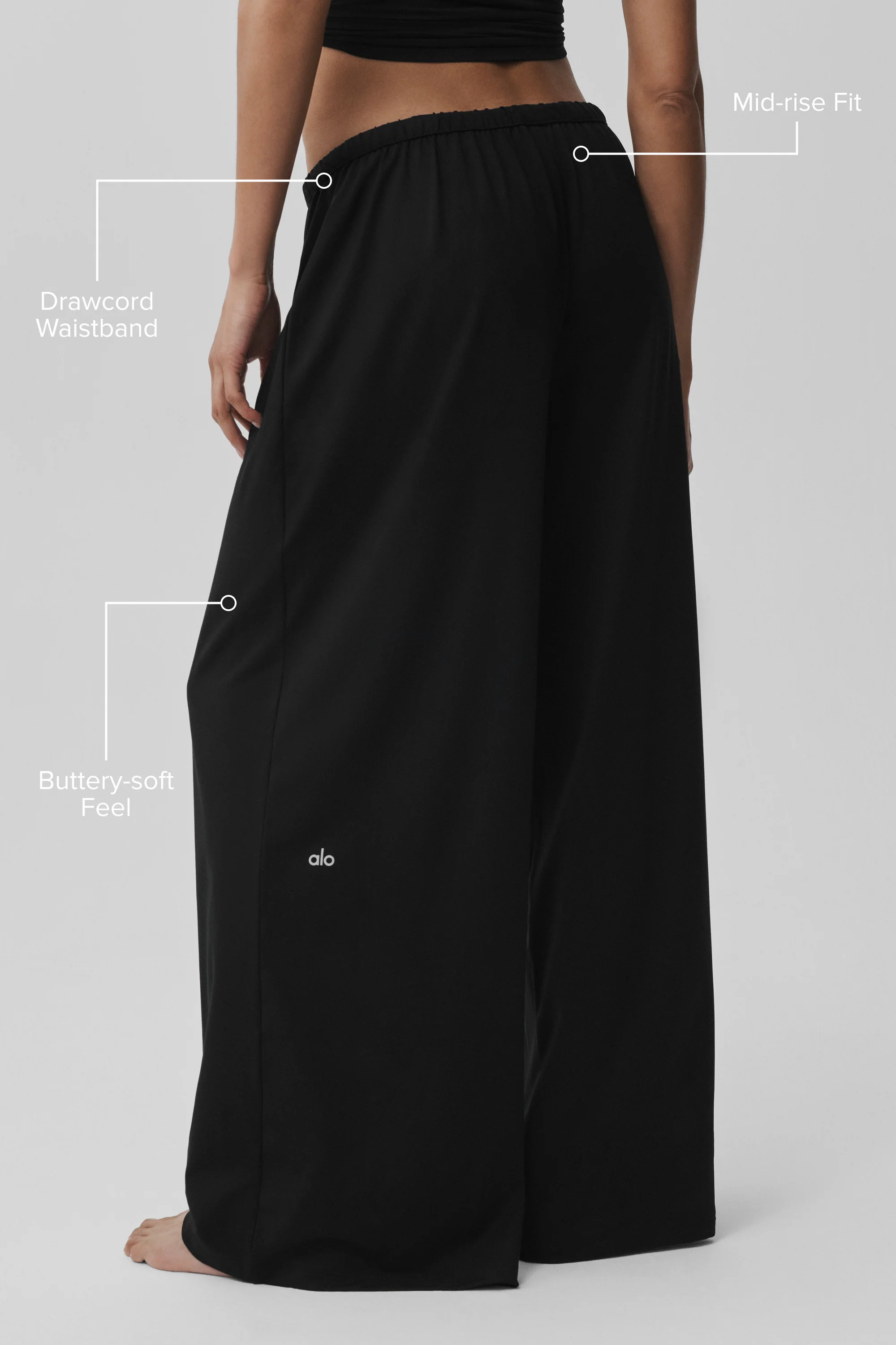 Alosoft Finesse Mid-Rise Wide Leg Sweatpant in Black