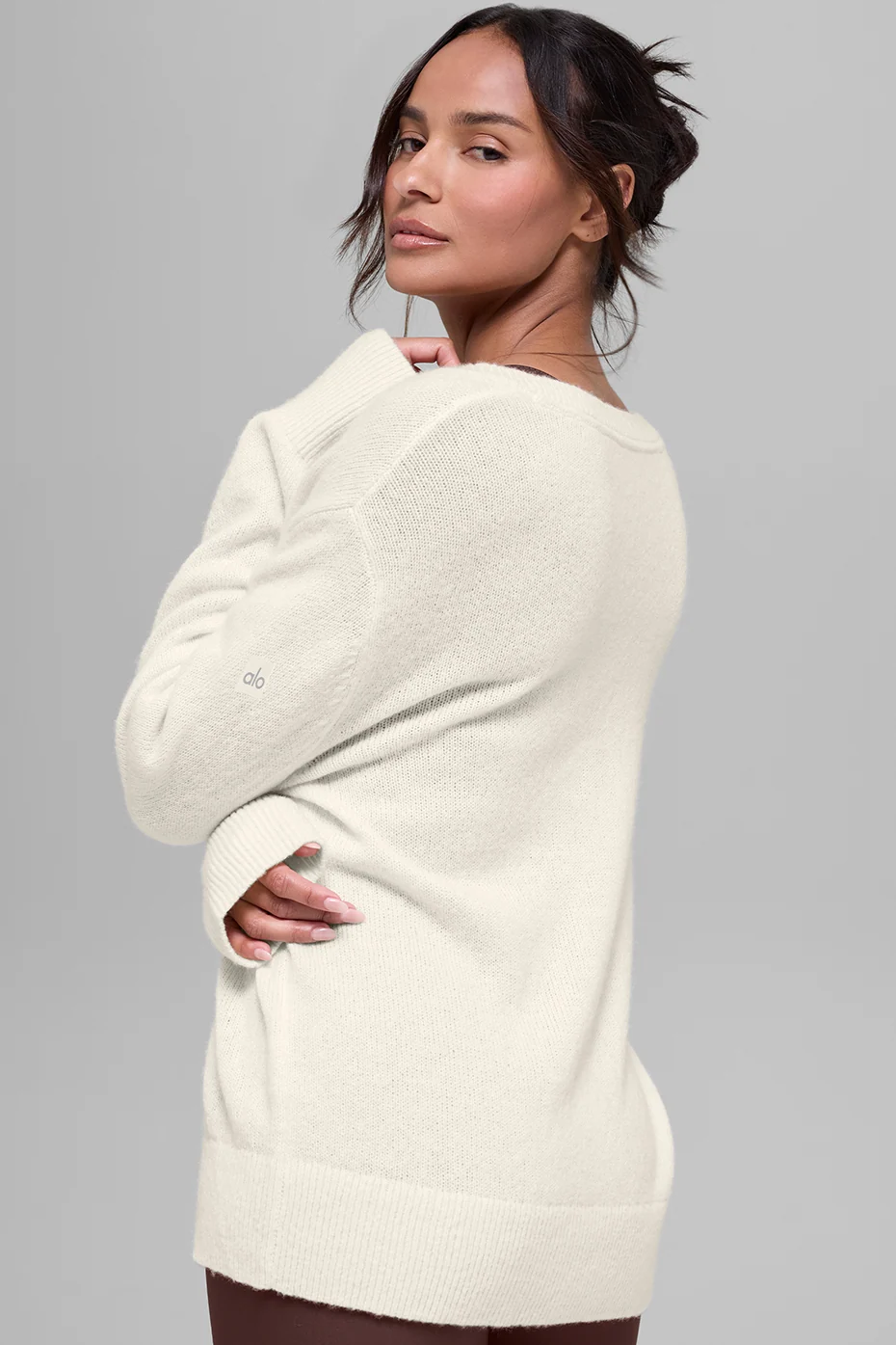 Wool Cashmere New Class Oversized V-Neck Sweater in Ivory