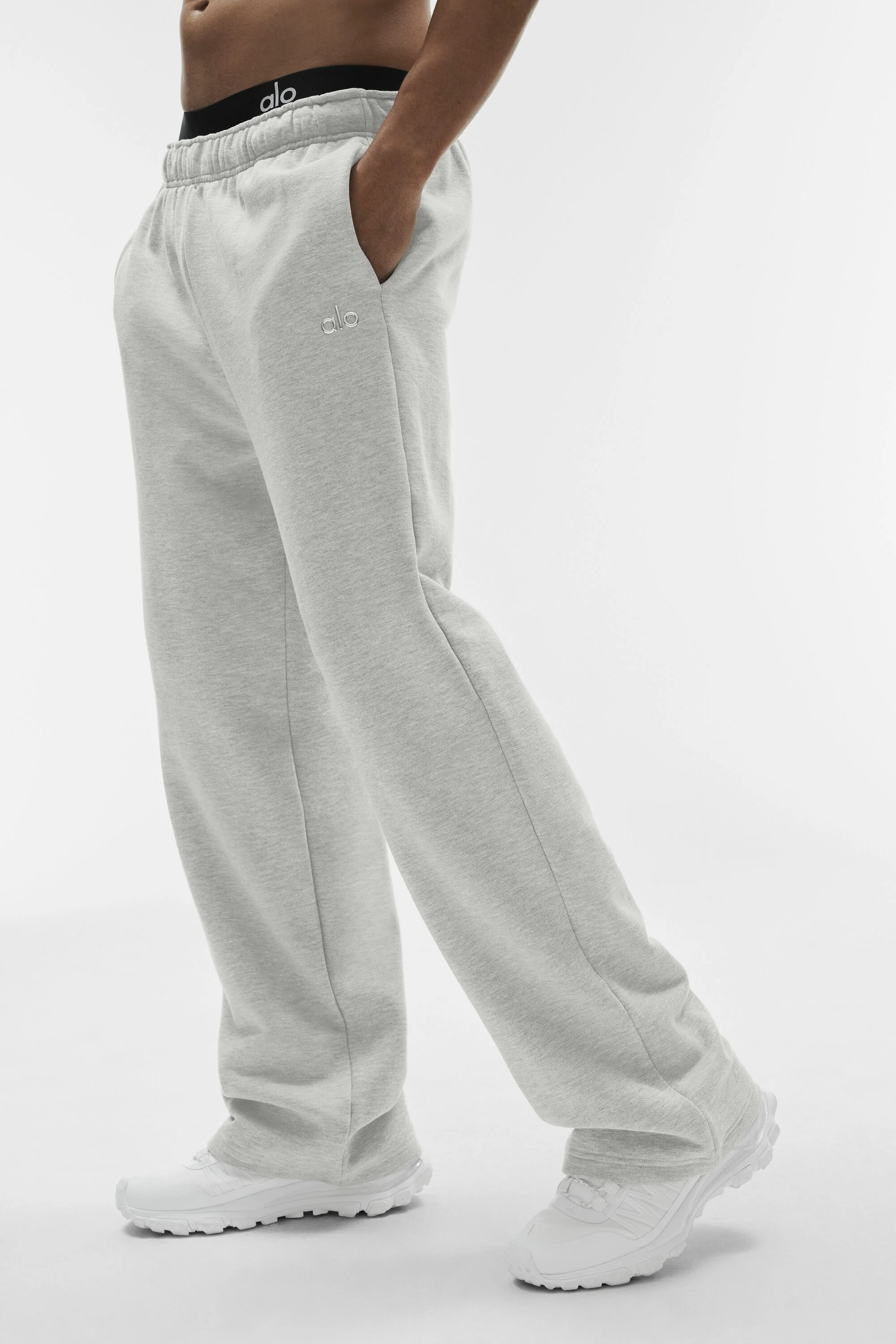 Accolade Straight Leg Sweatpant in White Heather for Men
