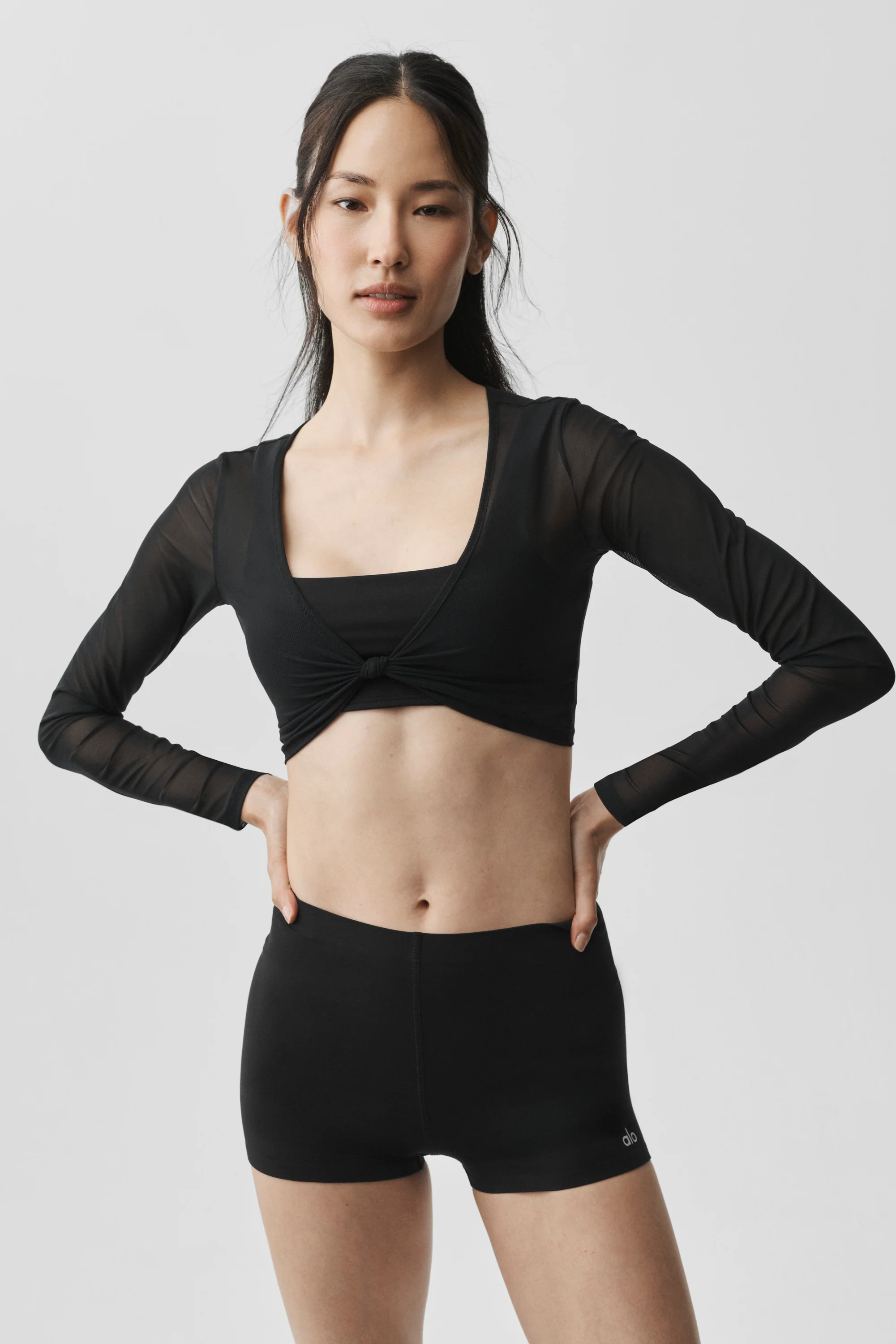 Top Knotty in mesh a manica lunga in Nero per Pilates e layering