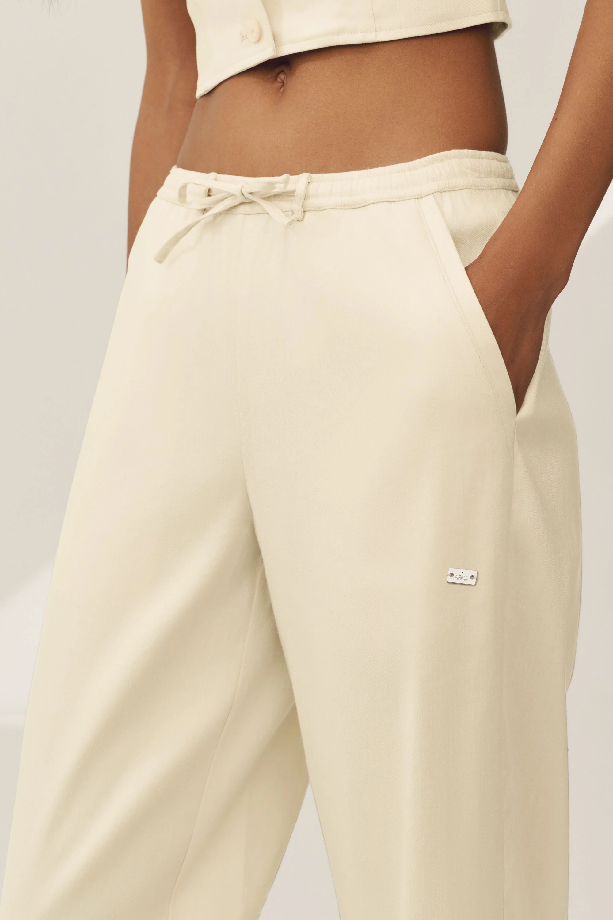 Linen Blend Riviera Wide Leg Pant in Sandy Beige