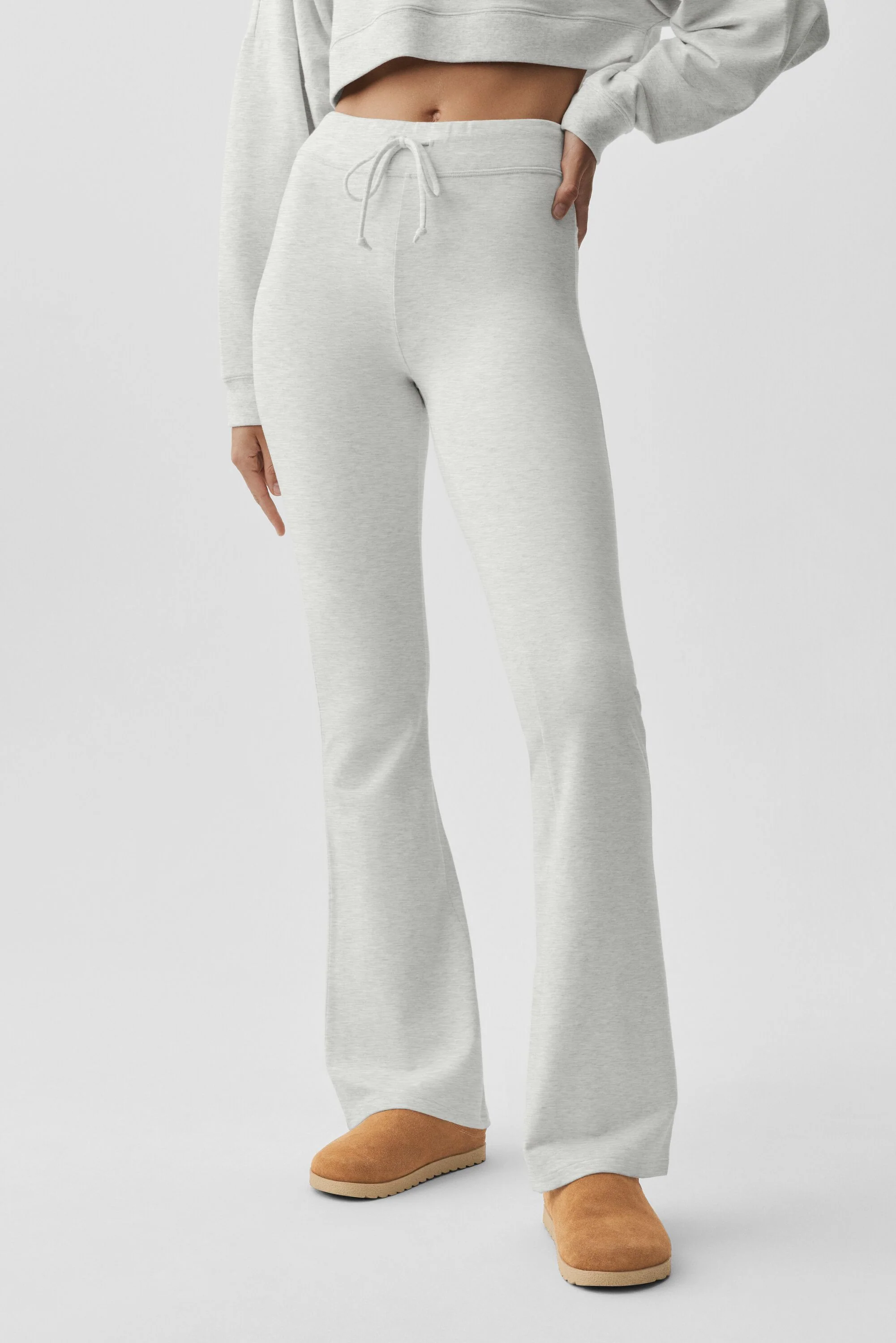 Sway bootcut-sweatpants i White Heather med bomuld-modal-stof