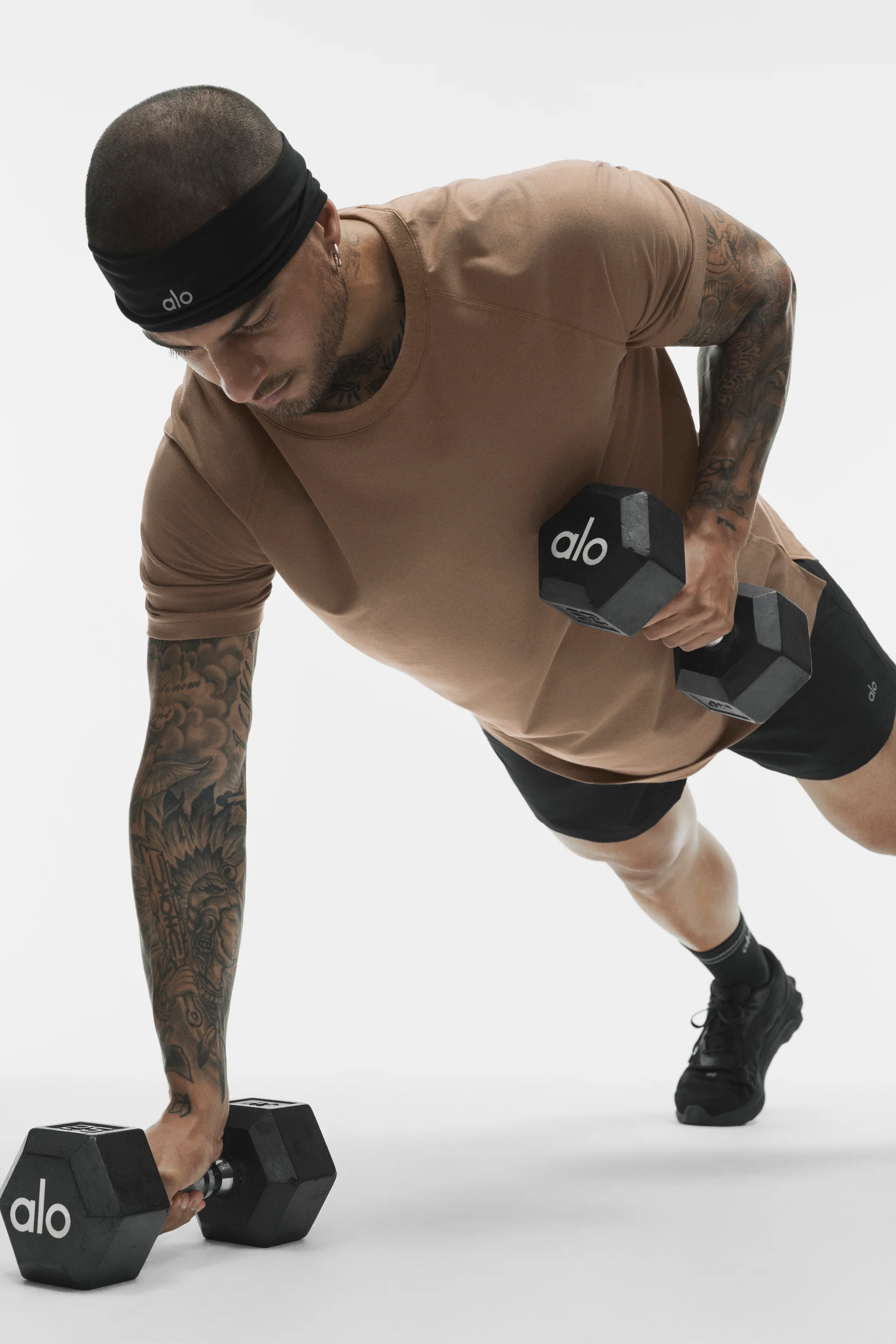 ALO Vapor Crewneck Short Sleeve in Java Brown