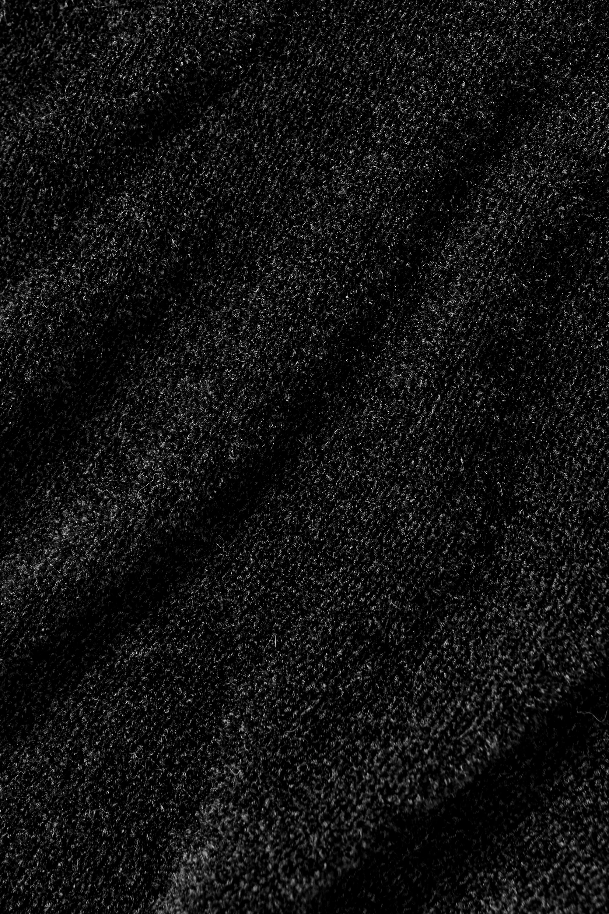 Krótka narzutka Micro Chenille z dekoltem V w kolorze Black