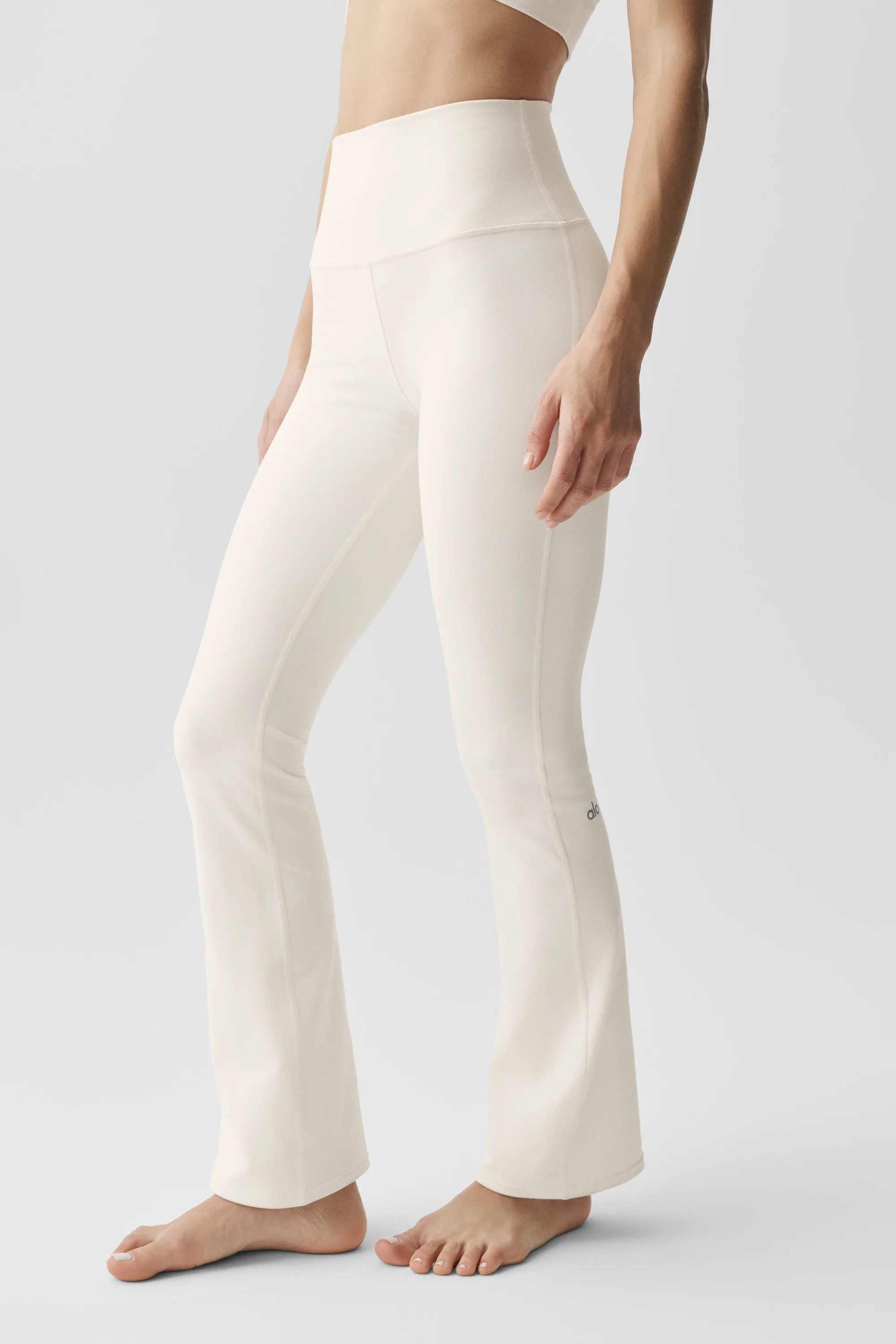 Airbrush High-Waist Bootcut Legging Short in Ivory