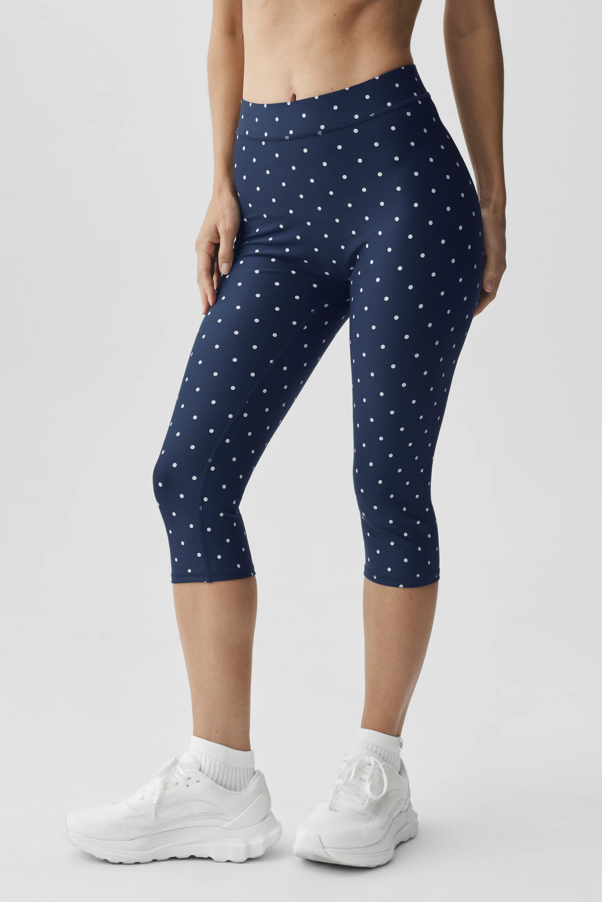 Airlift Polka Dot High-Waist Iconic 90's Capri in Navy/White