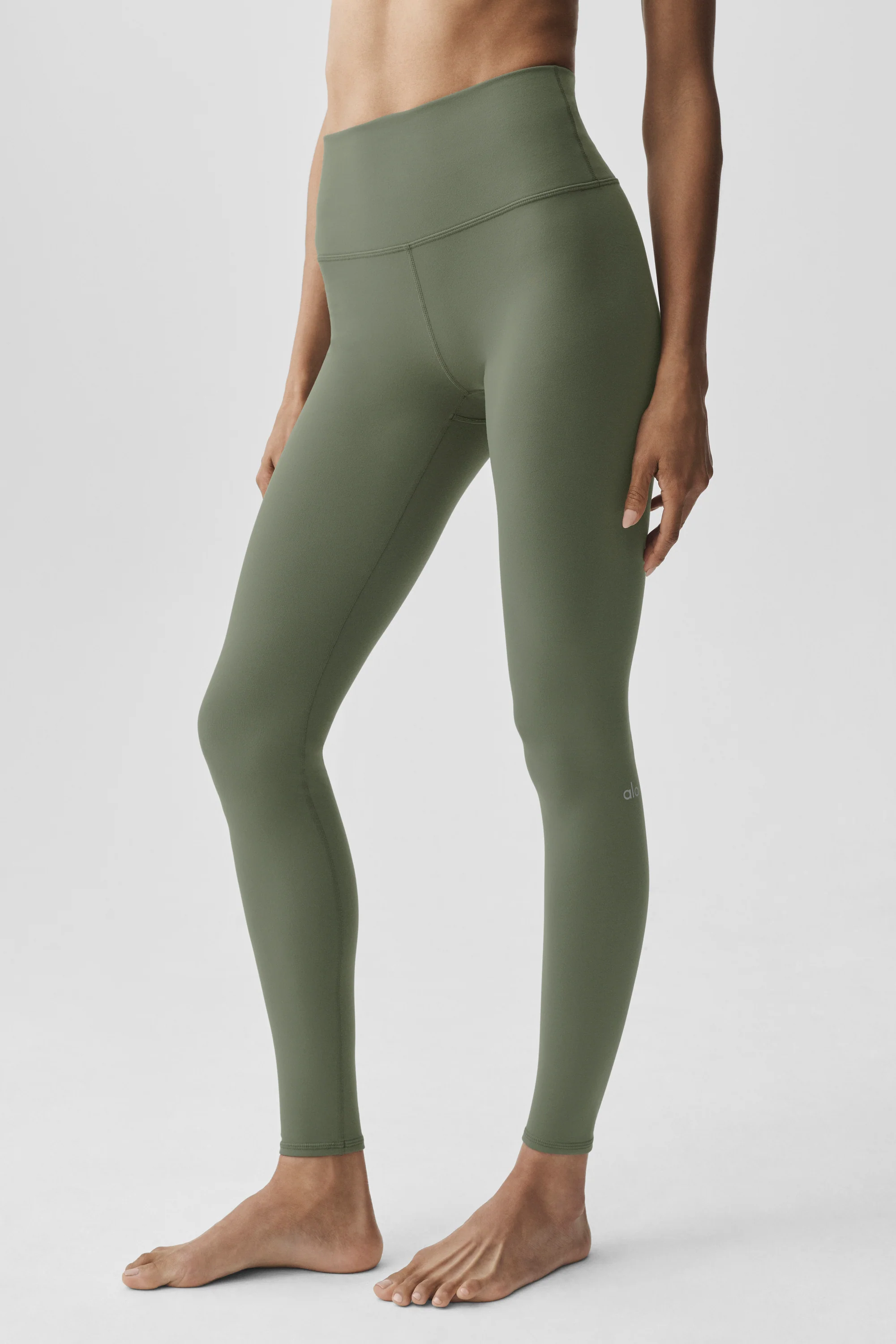 High-Waist Airbrush Legging in Bamboo Green - Signature Second-Skin Leggings
