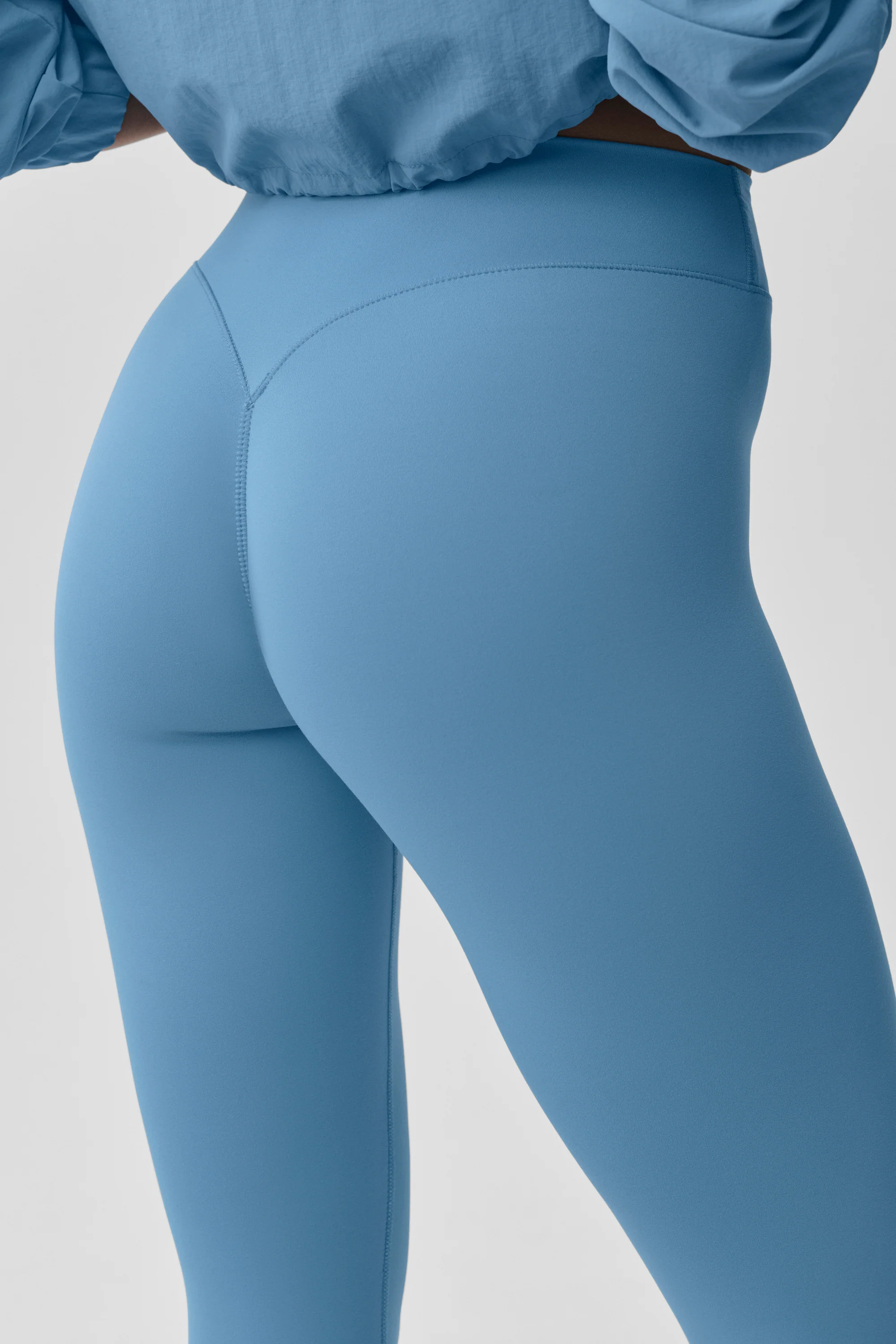 ALO Softsculpt Define Legging in California Blue
