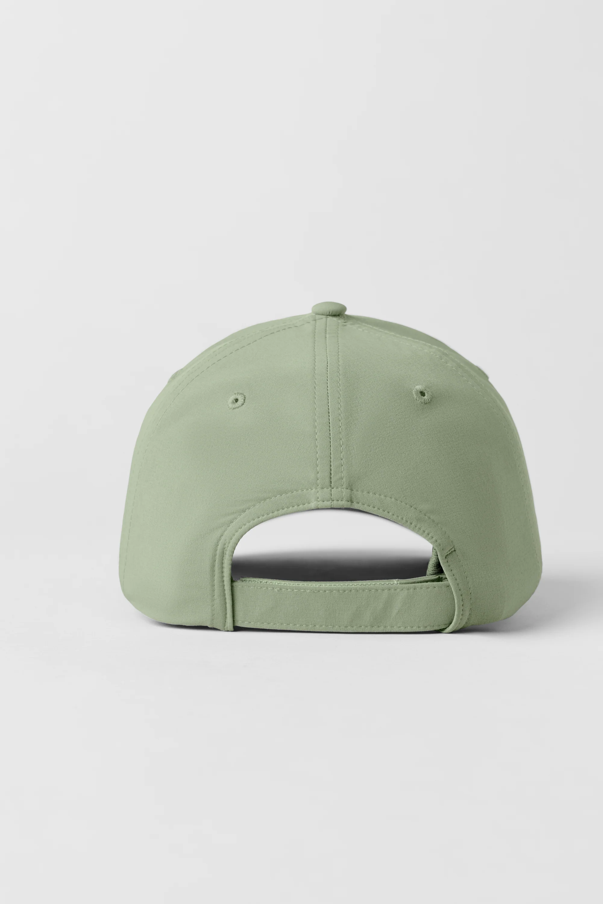 Performance Off-Duty Cap in Dune Grass with Curved Brim
