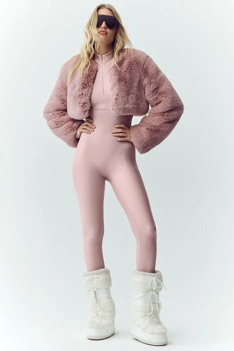 Faux Fur Chic Cropped Jacket in Pink Champagne