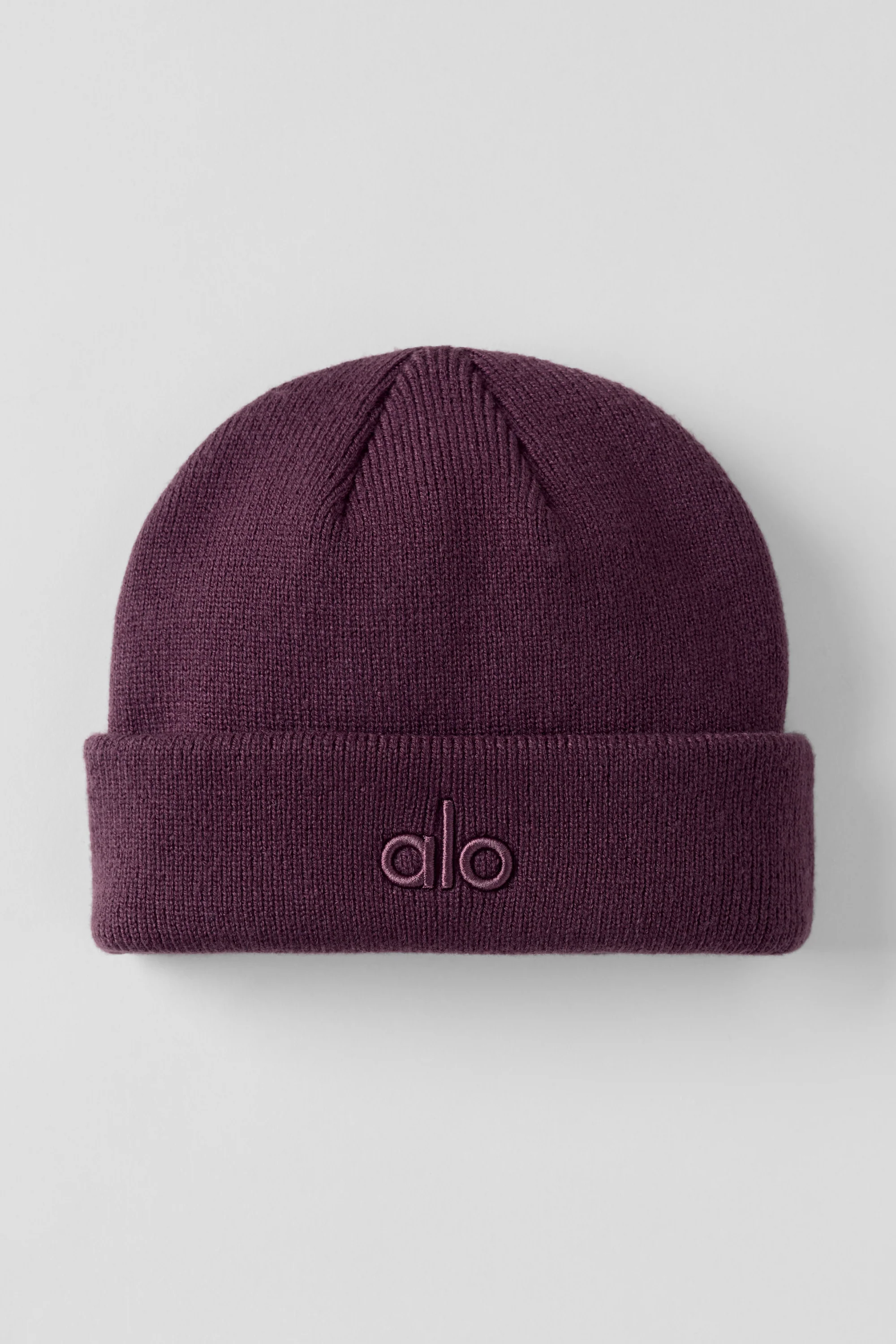 Notable Beanie in sattem Bordeaux mit Rippstrick