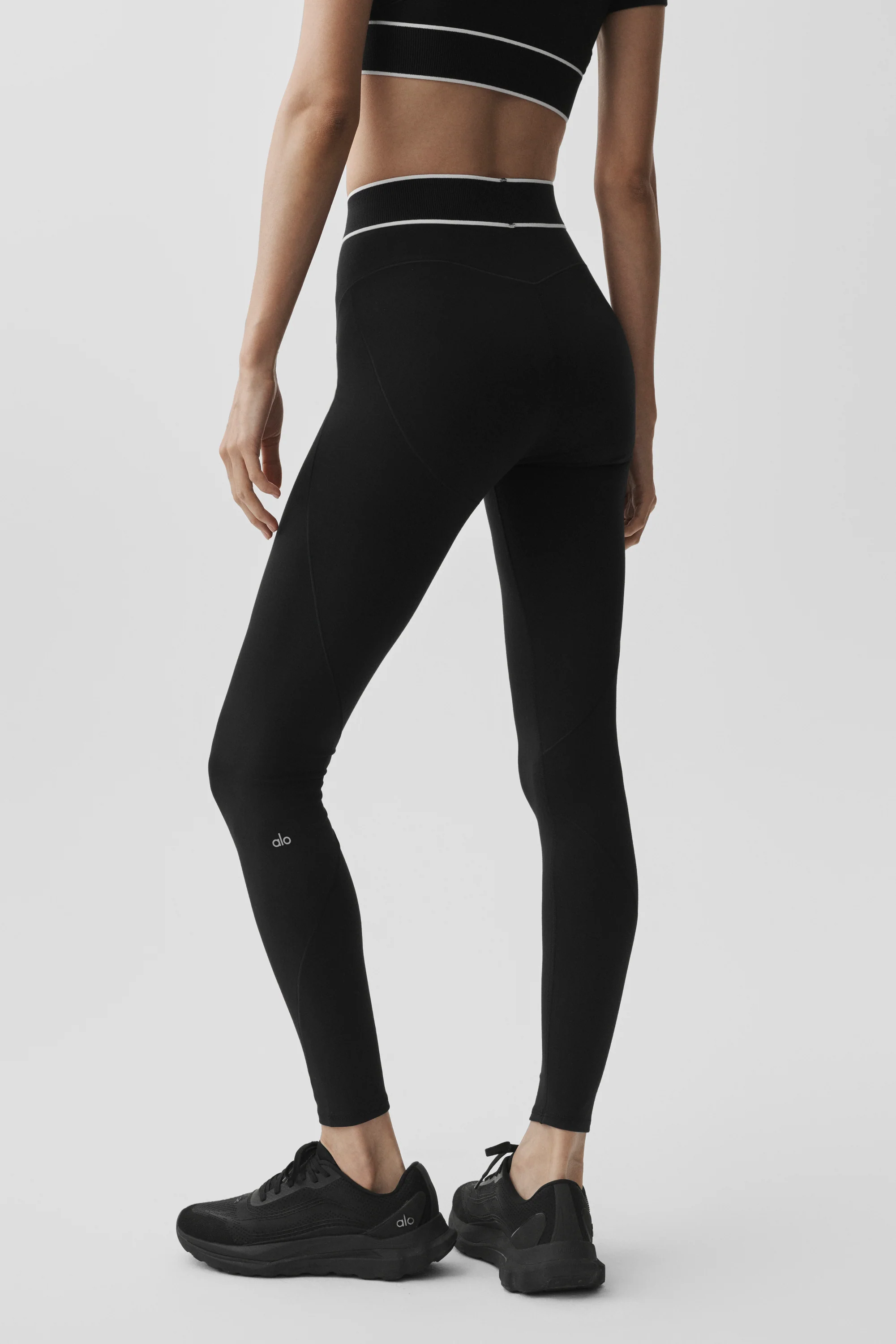 ALO Softsculpt High-Waist Amp It Up Legging in Black