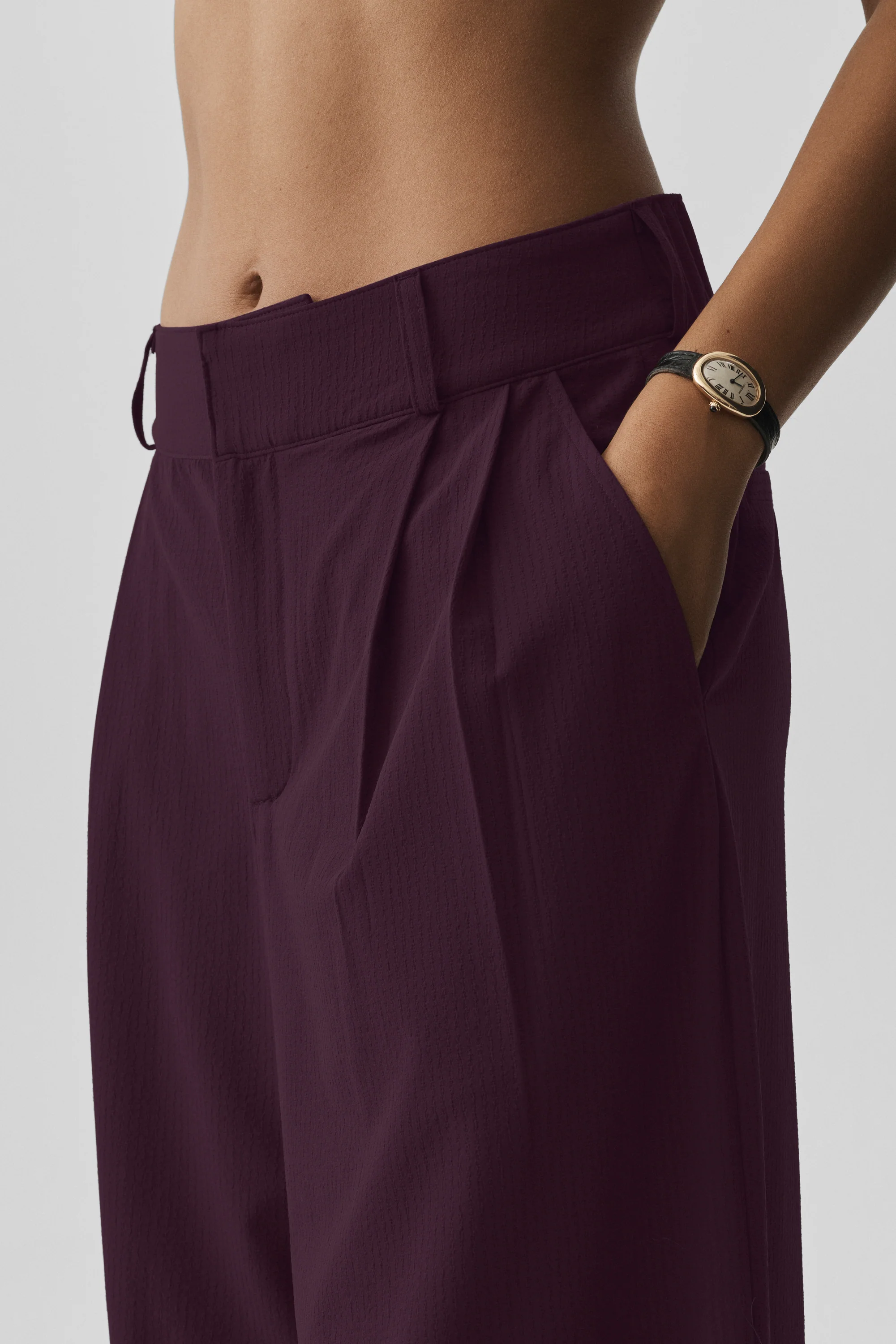 Calça de Alfaiataria Dreamscape Cintura Alta (Regular) em Rich Bordeaux