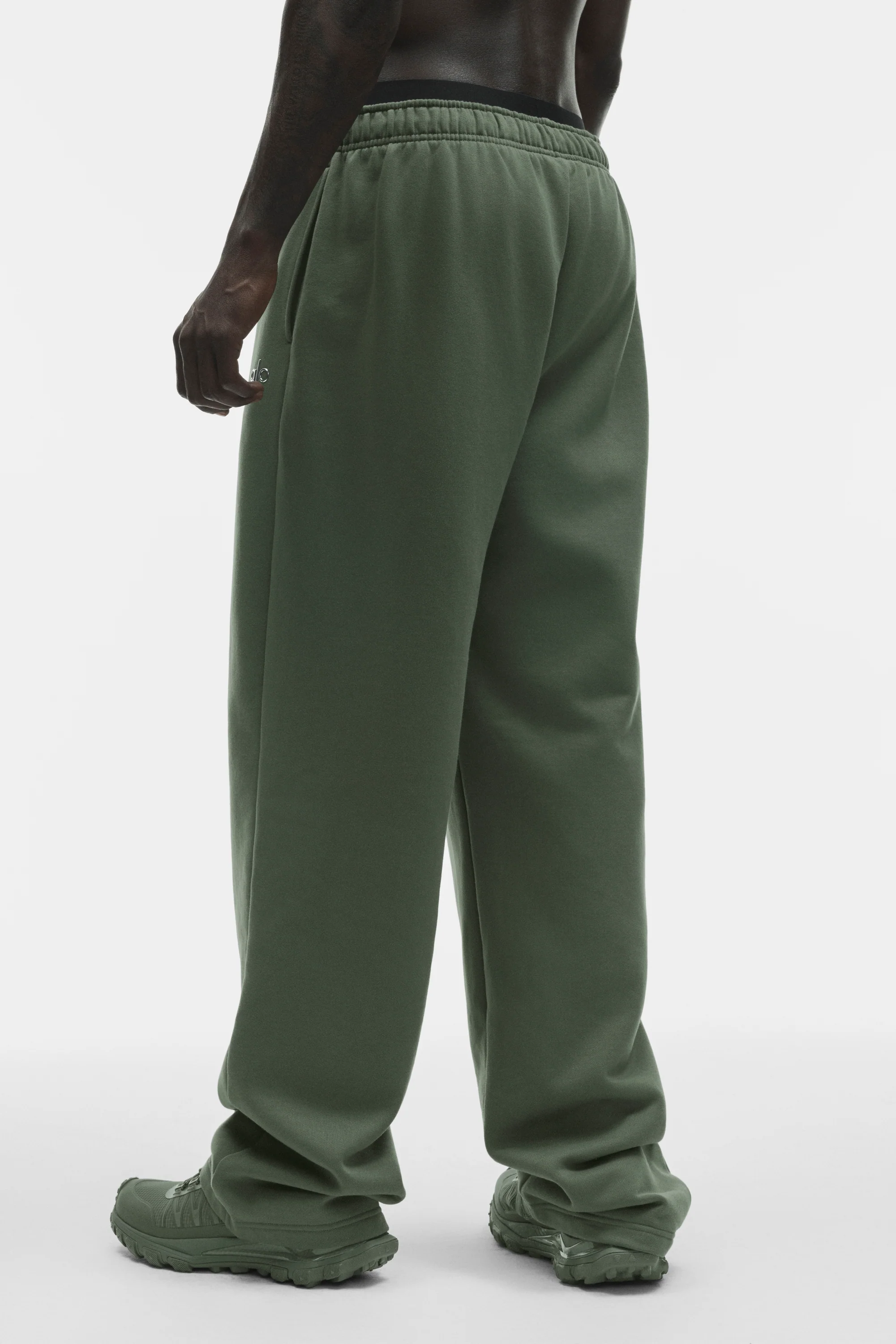 Pantalone della tuta a gamba dritta Accolade in Bamboo Green