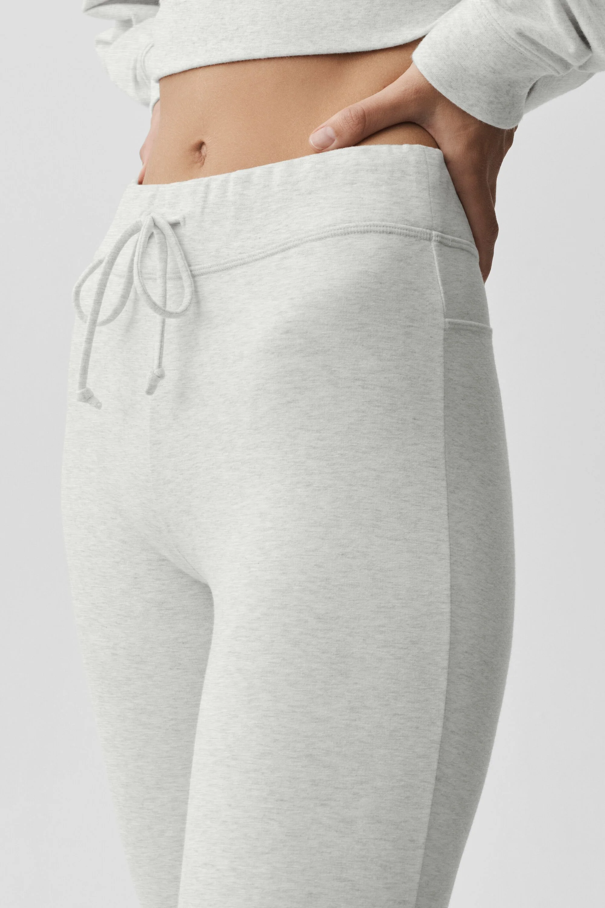Sway bootcut-sweatpants i White Heather med bomuld-modal-stof