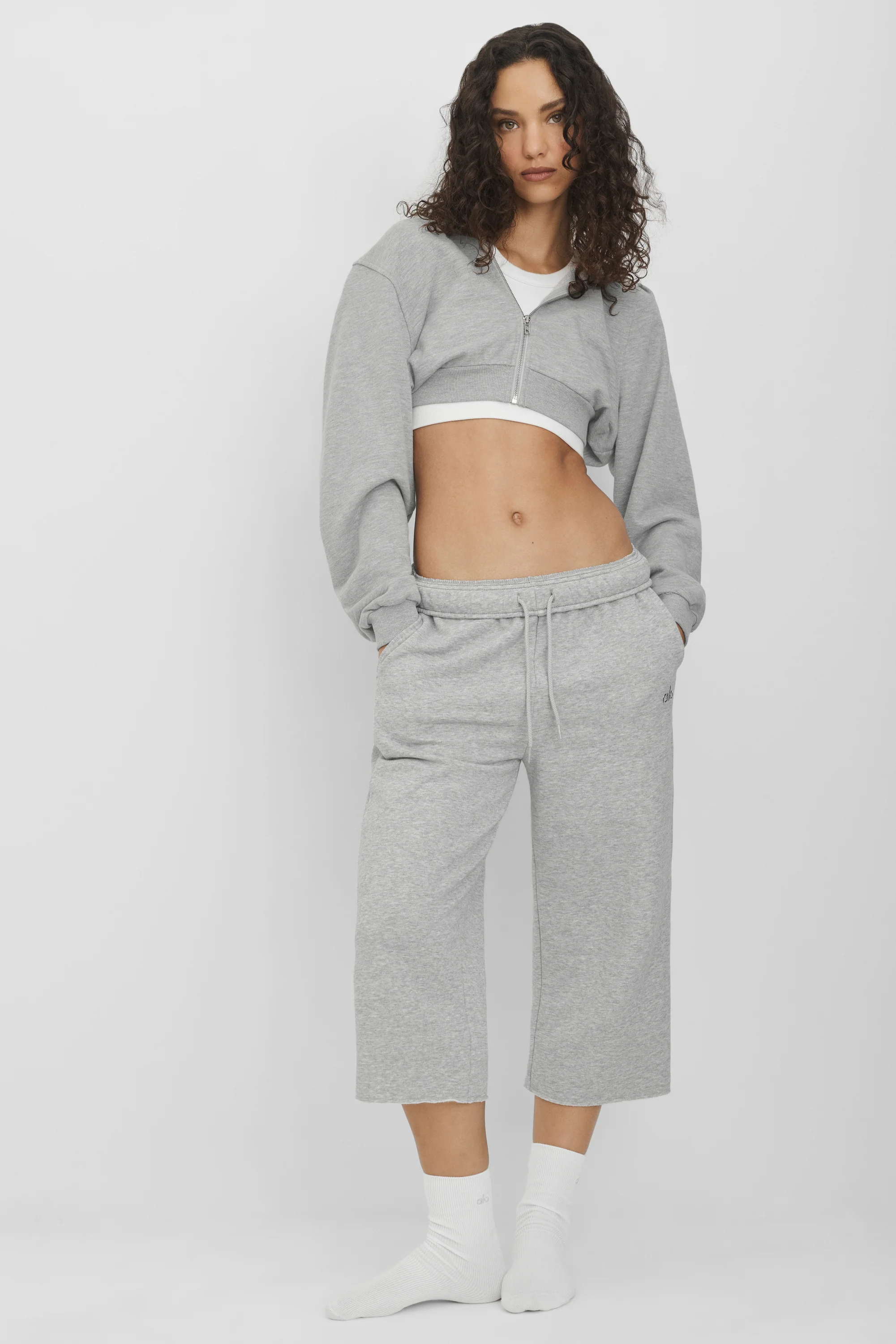 Pantalone corto in felpa Accolade in Athletic Heather Grey