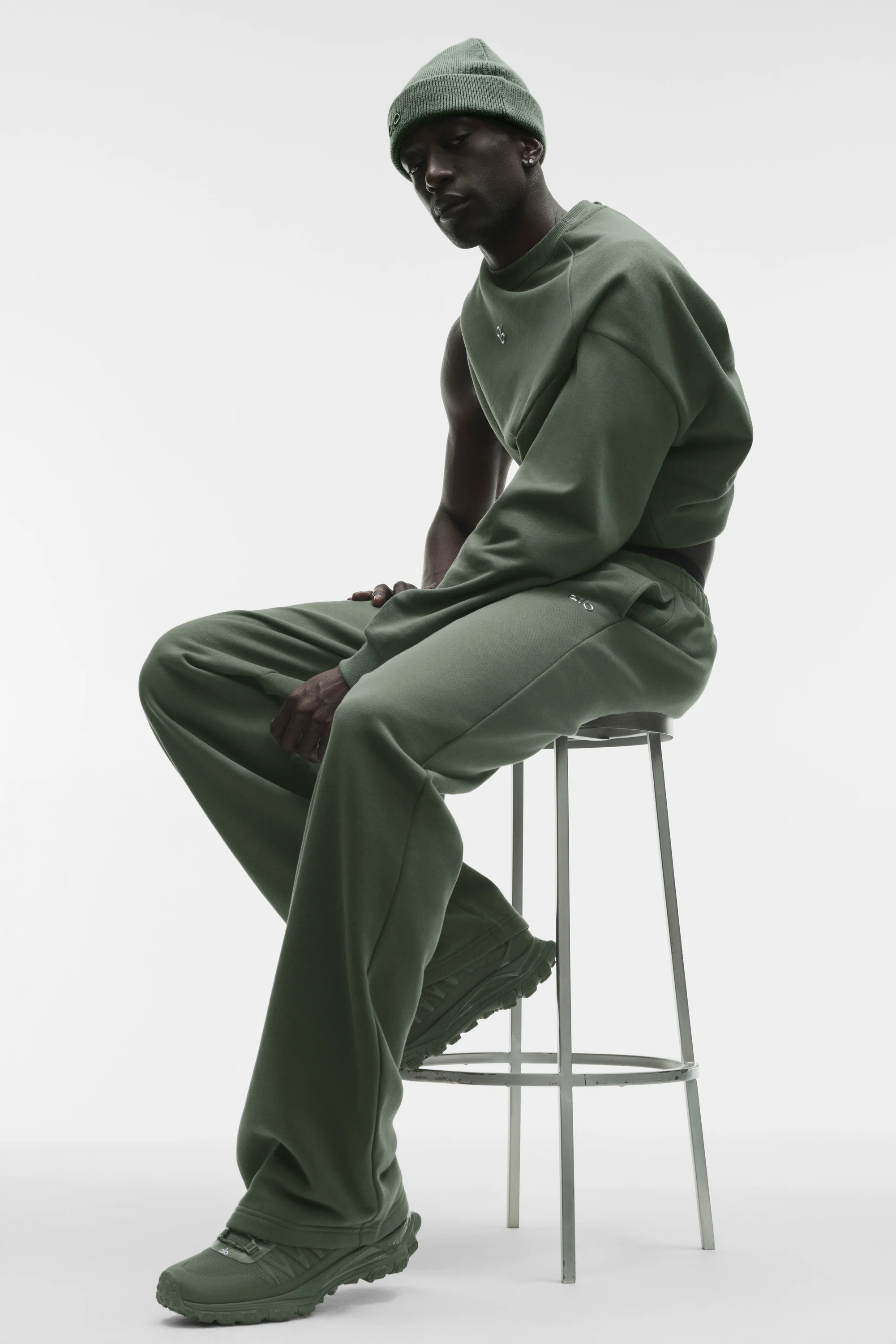 Accolade Straight Leg Sweatpant in Bamboo Green
