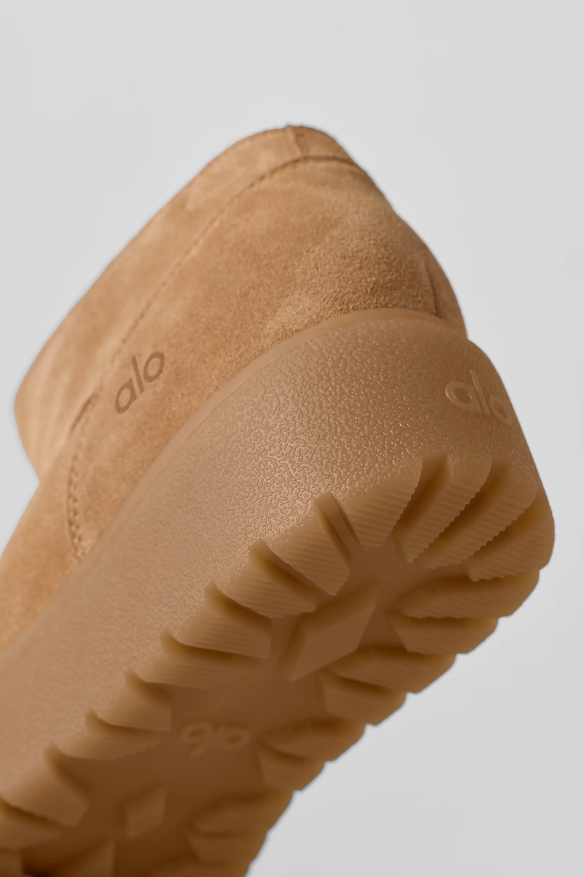 ALO Malibu Low Boot Rich Chestnut Slip-On Suede Shoe