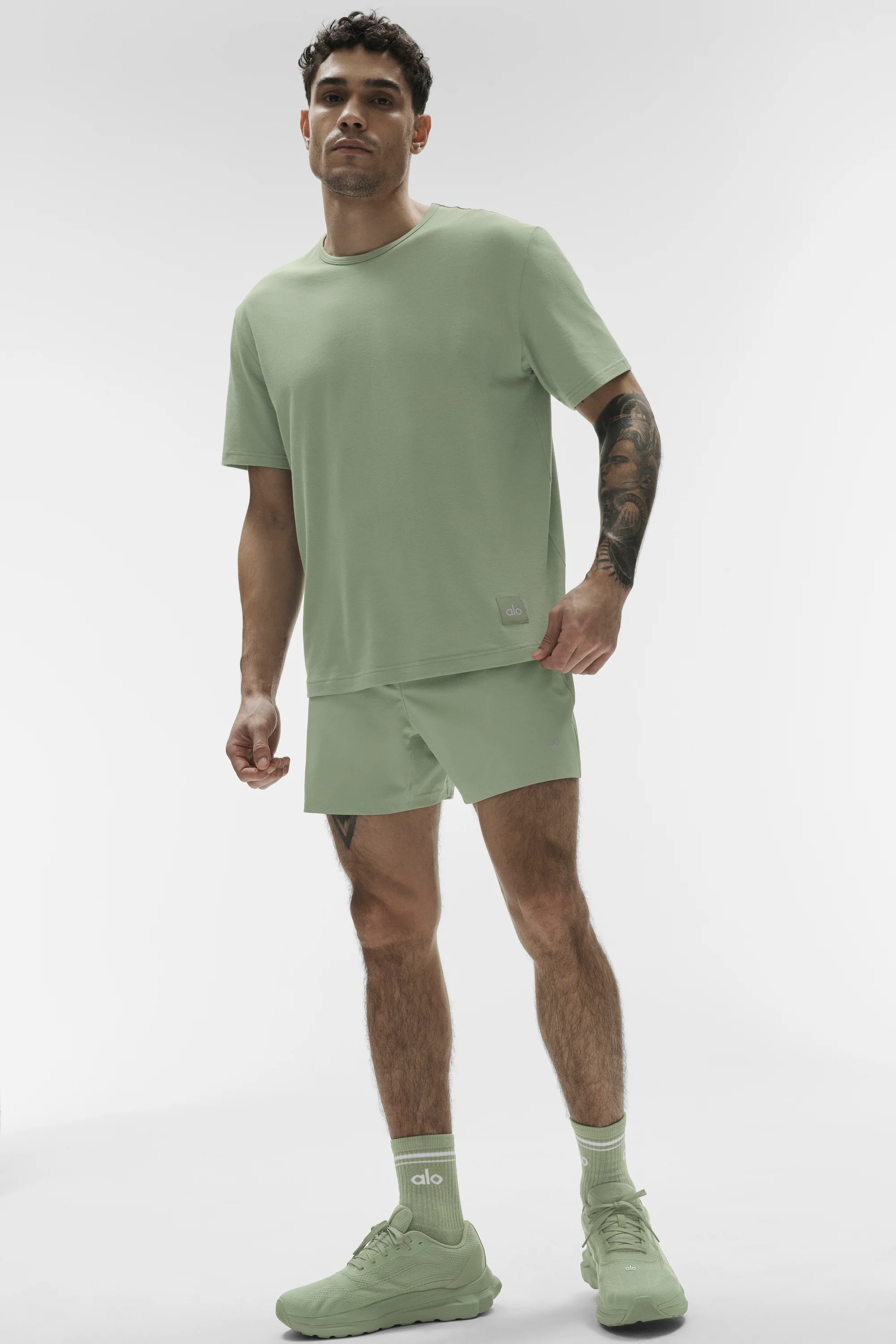 Camiseta de manga corta Street Essential en Dune Grass