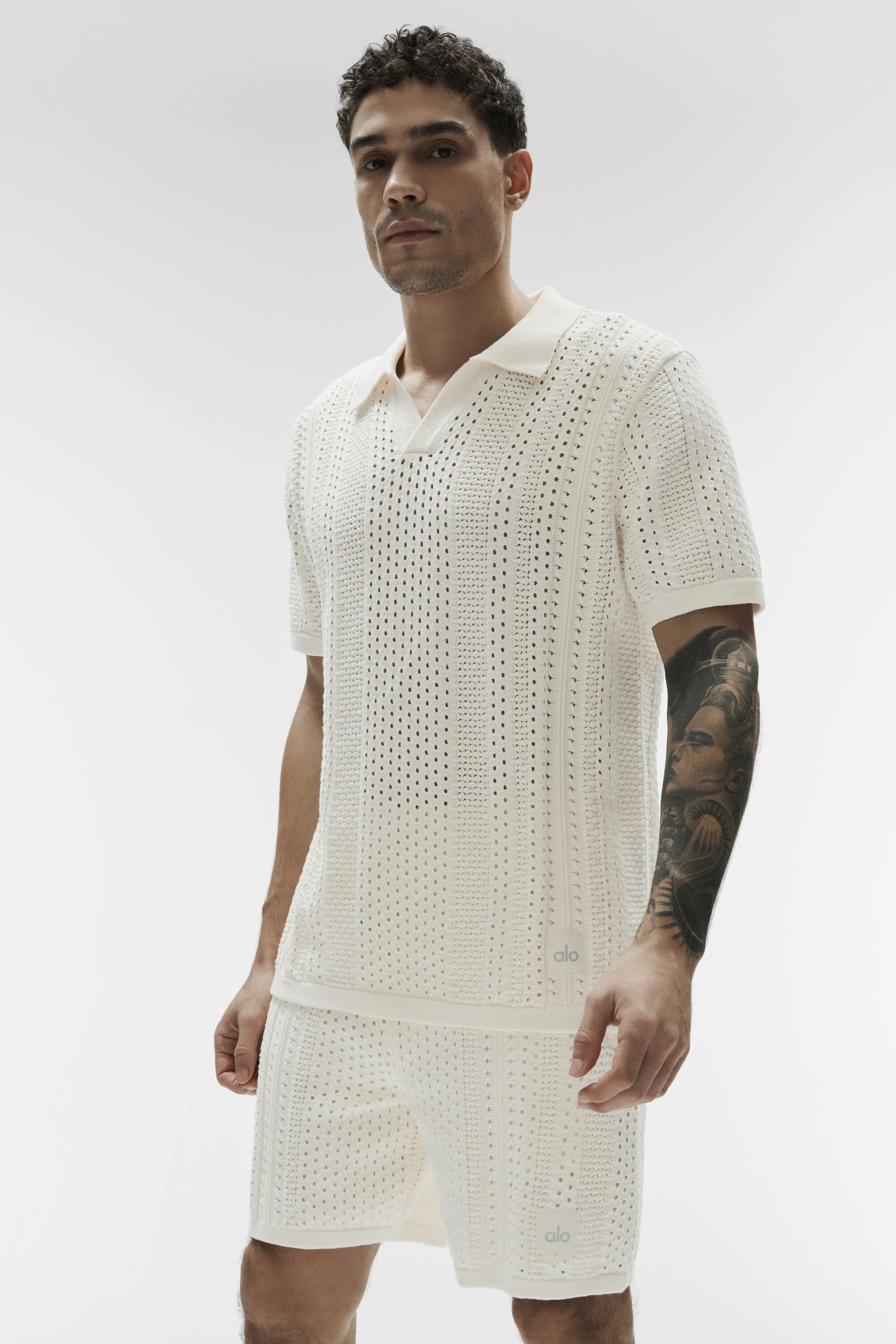 Coastline Knit -lyhythihainen polo norsunluunvalkoisena kesään
