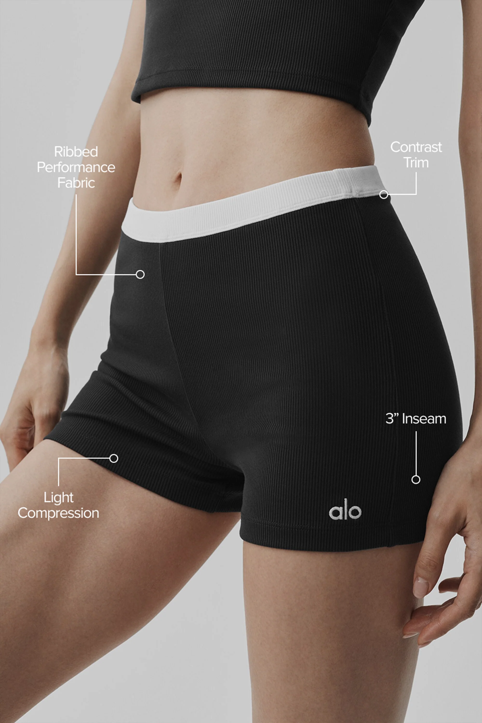 Goddess First Pick Short in Zwart en Wit geribde tricot