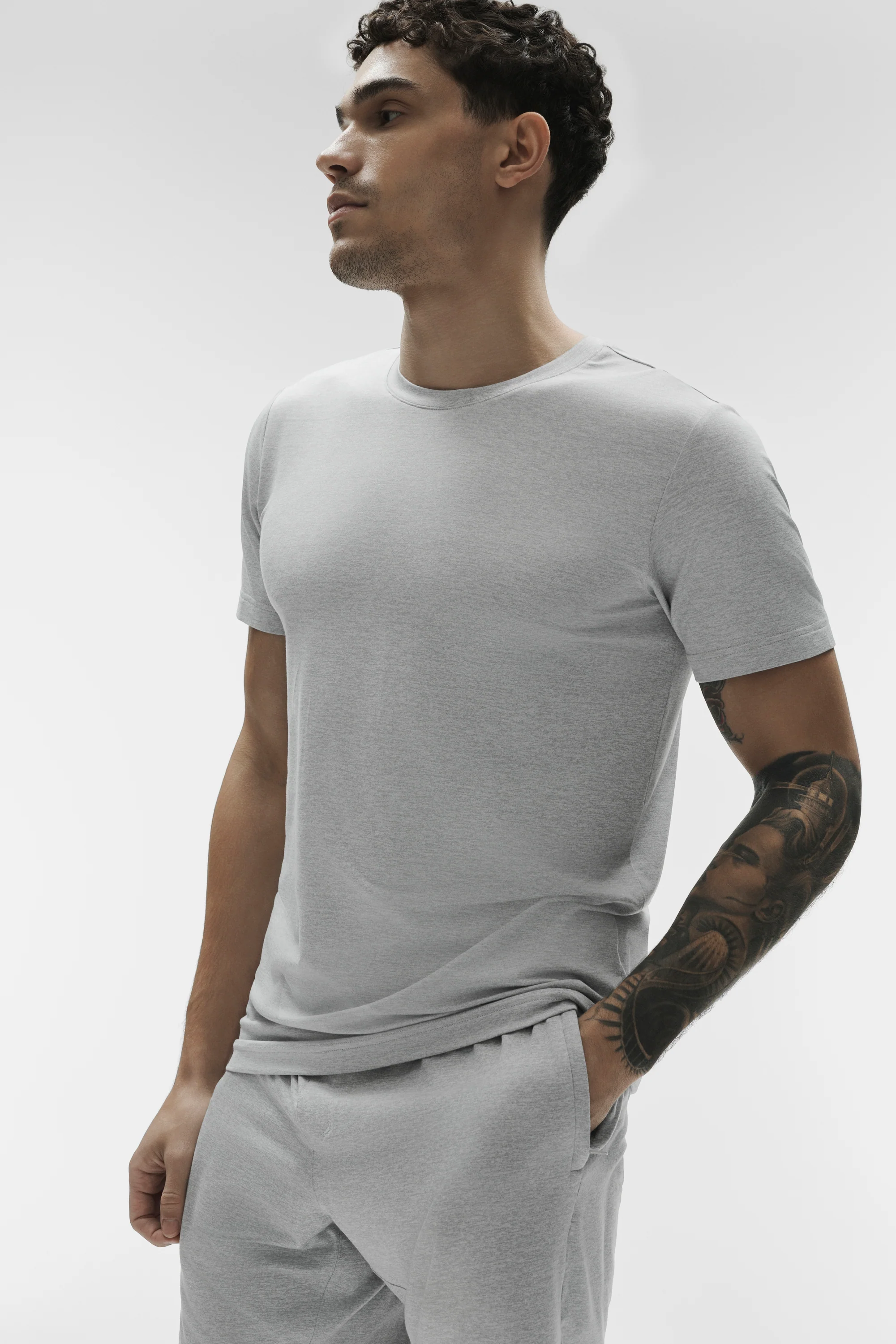 Conquer Reform Crewneck Short Sleeve in Vintage Athletic Heather
