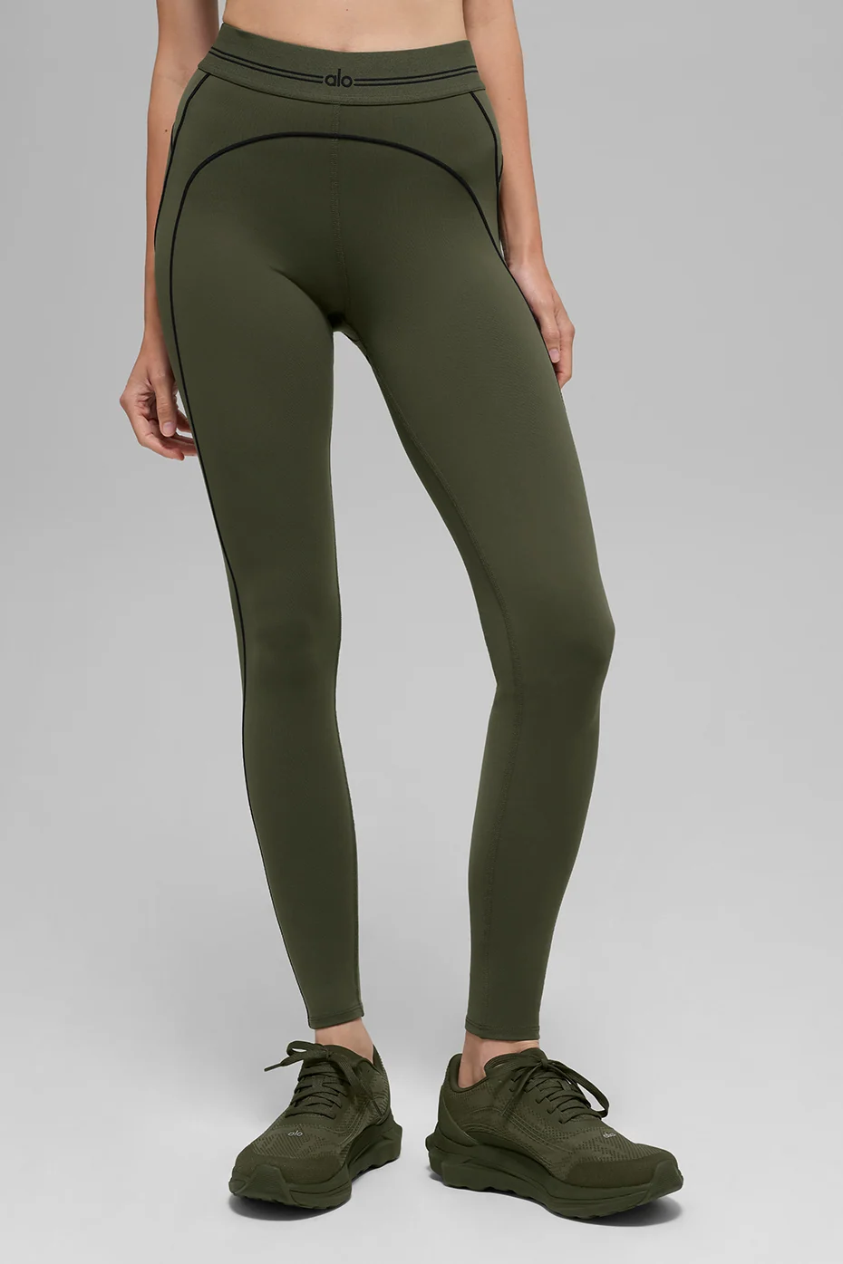Airbrush High-Waist Heart Throb Legging in Green Olive and Black