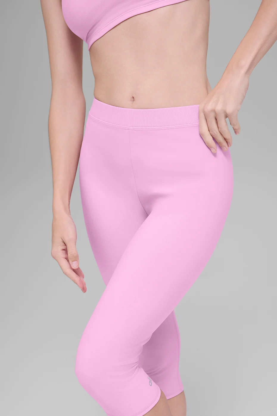 Alosoft High-Waist Iconic 90's Capri in Candy Heart Pink
