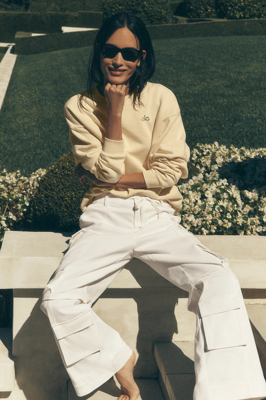 Mid-Rise Scout Cargo-Hose in Ivory mit Relaxed Fit und Kordelzug