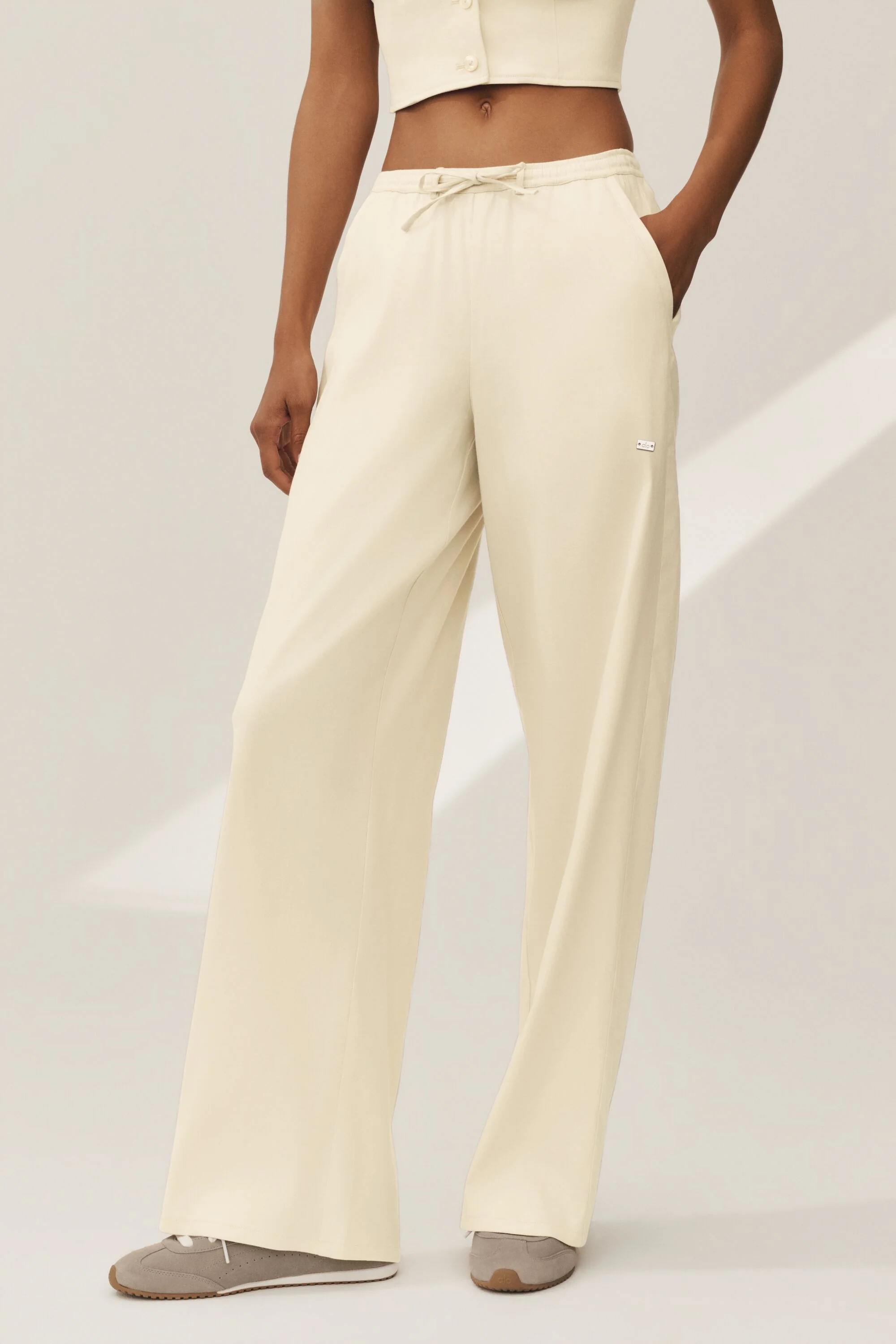 Linen Blend Riviera Wide Leg Pant in Sandy Beige