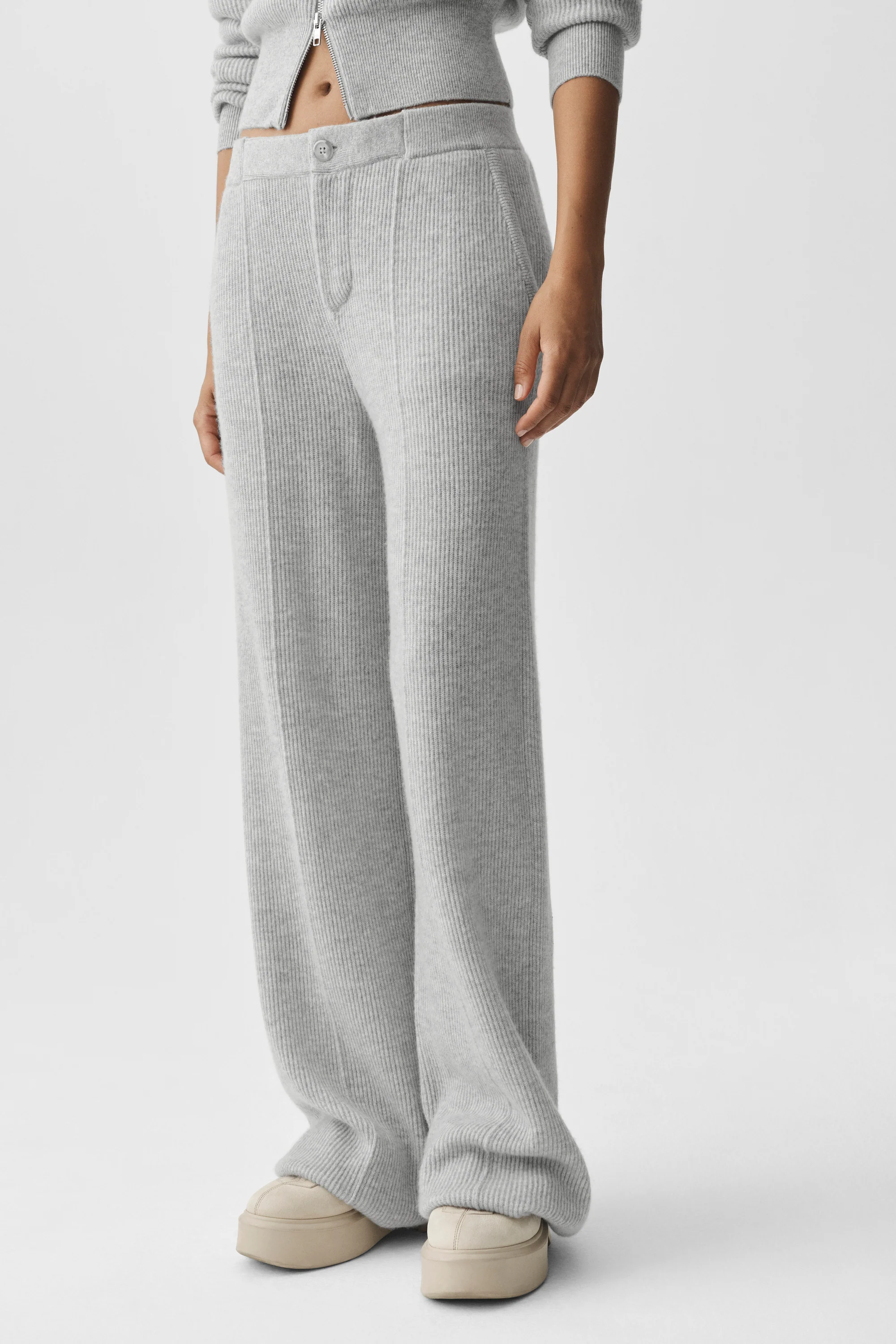 Cashmere Wool Low-Rise Harmony Trouser (Long) in Athletic Heather Grey