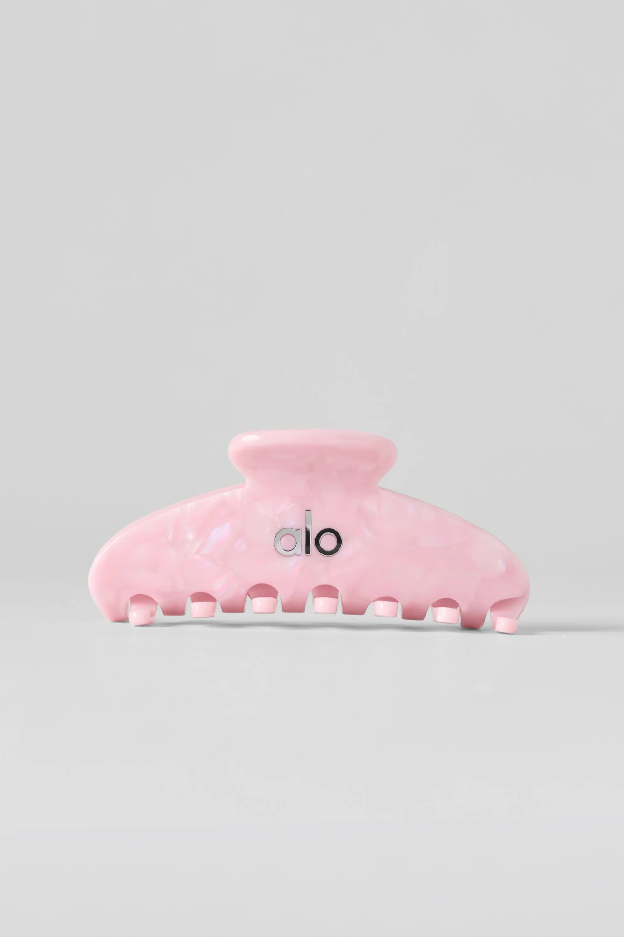 90's Claw Clip in Pink Marshmallow Shell for All Hair Lengths