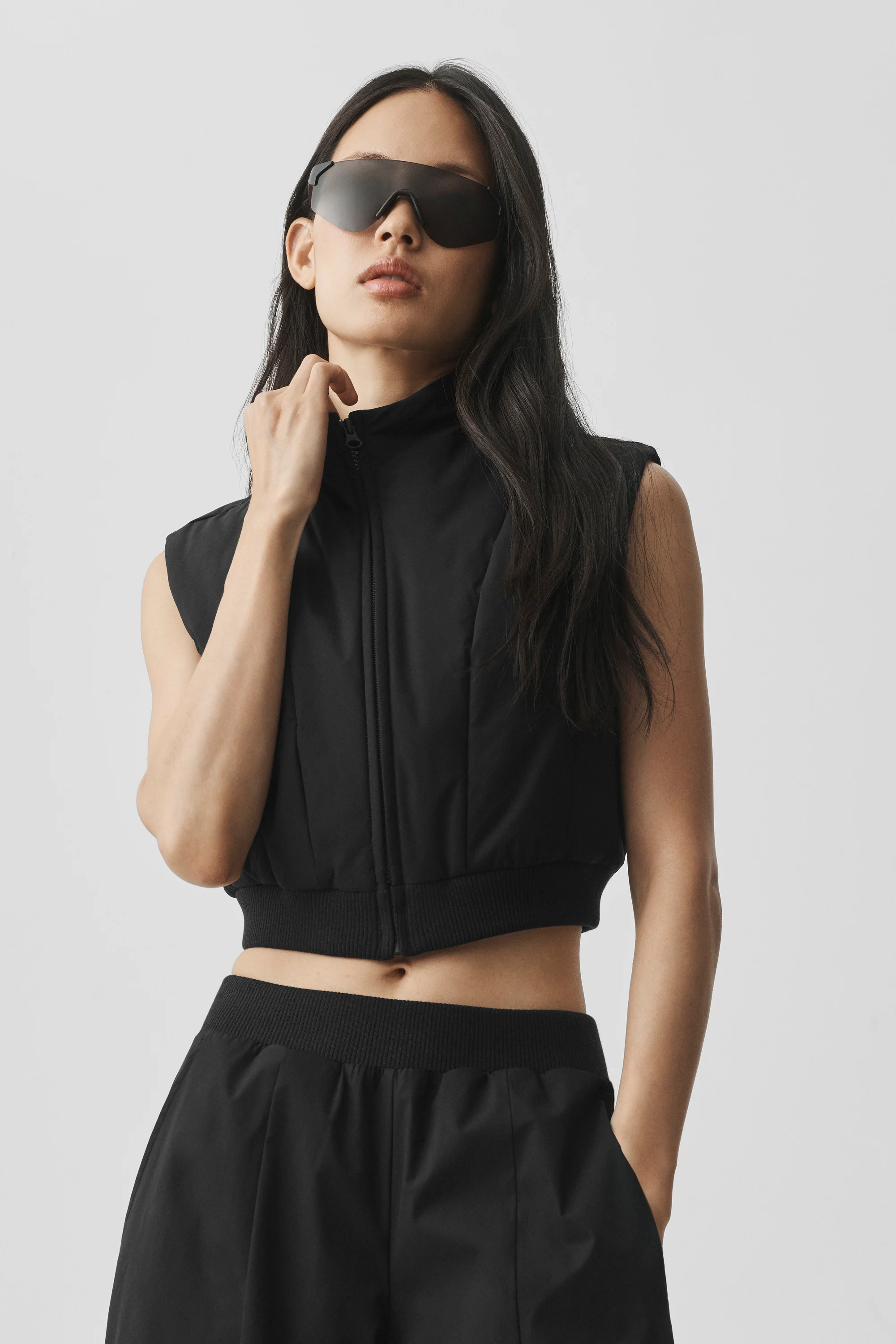 Momentum Vest in Black for Easy Layering