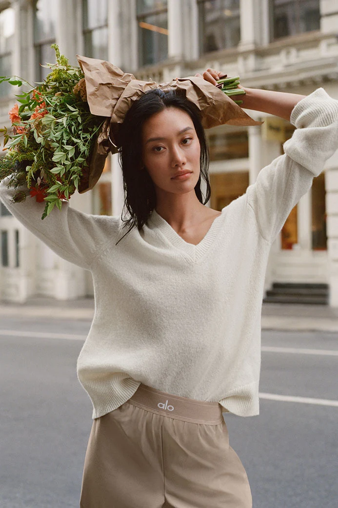 Wool Cashmere New Class Oversized V-Neck Sweater in Ivory