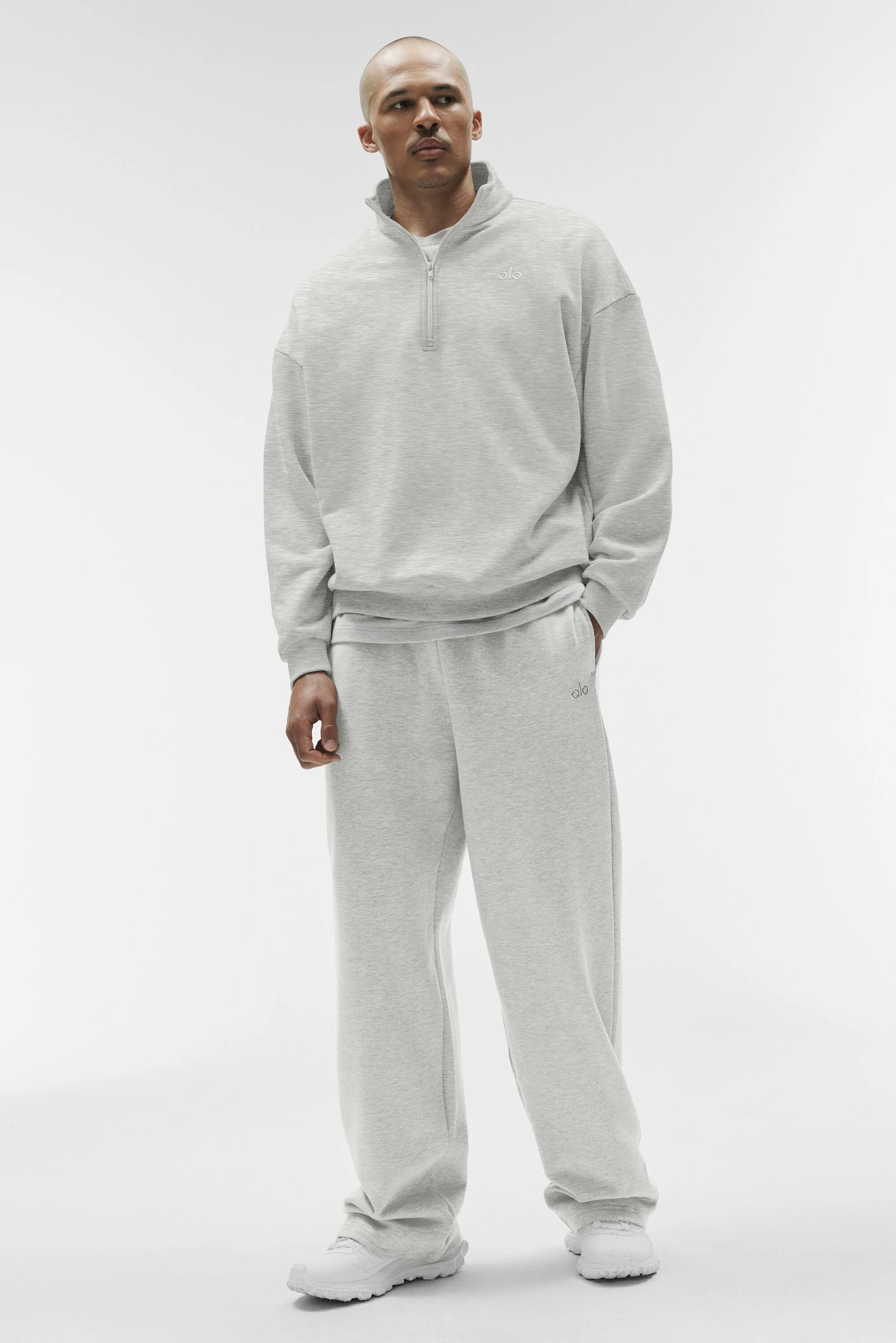 Accolade Straight Leg Sweatpant in White Heather for Men