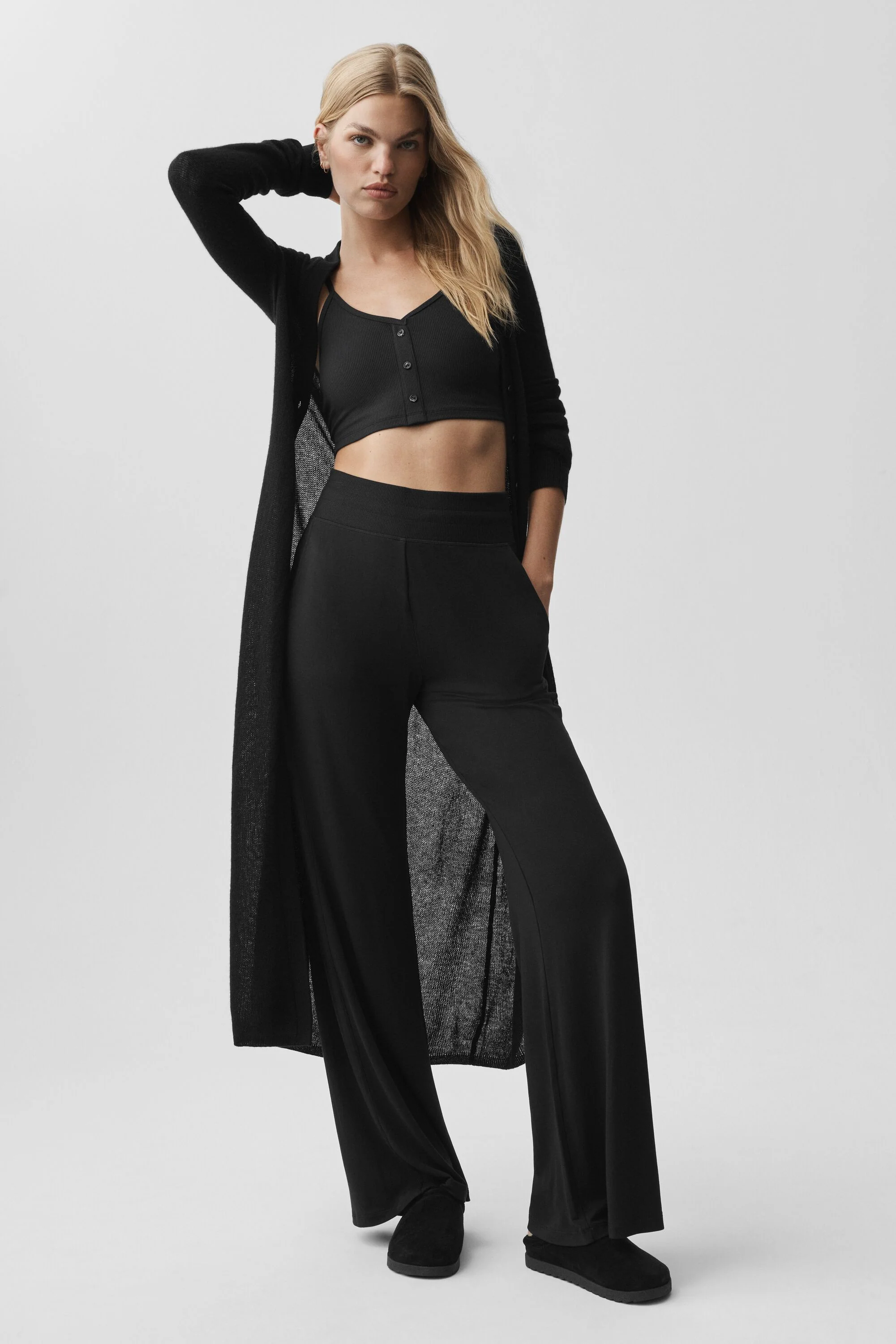Semi-Sheer Delicate Lounge Schlaghose lang in Schwarz