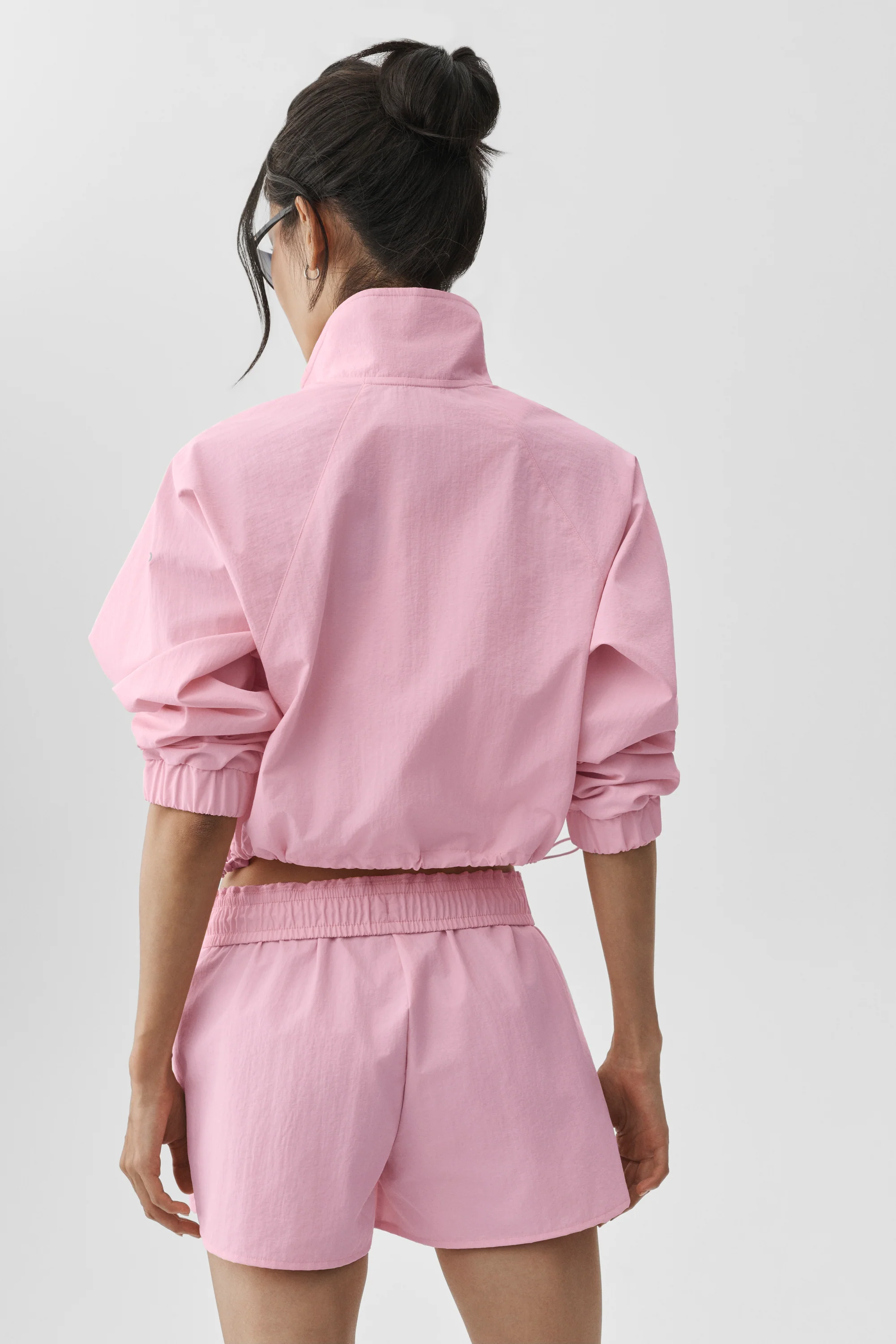 Cropped 1/4 Zip Alumni Pullover in Pink Marshmallow Crinkle Woven