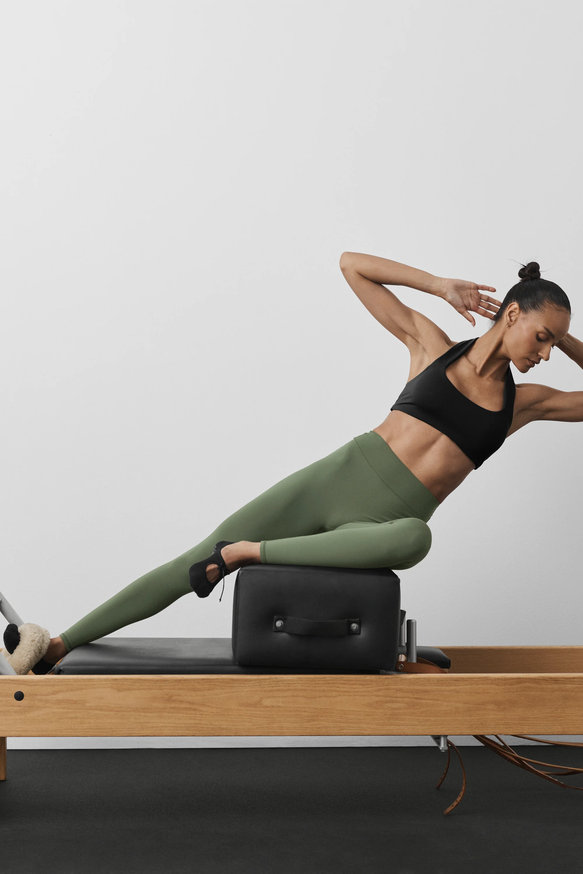 ALO Softsculpt Define Legging in Bamboo Green