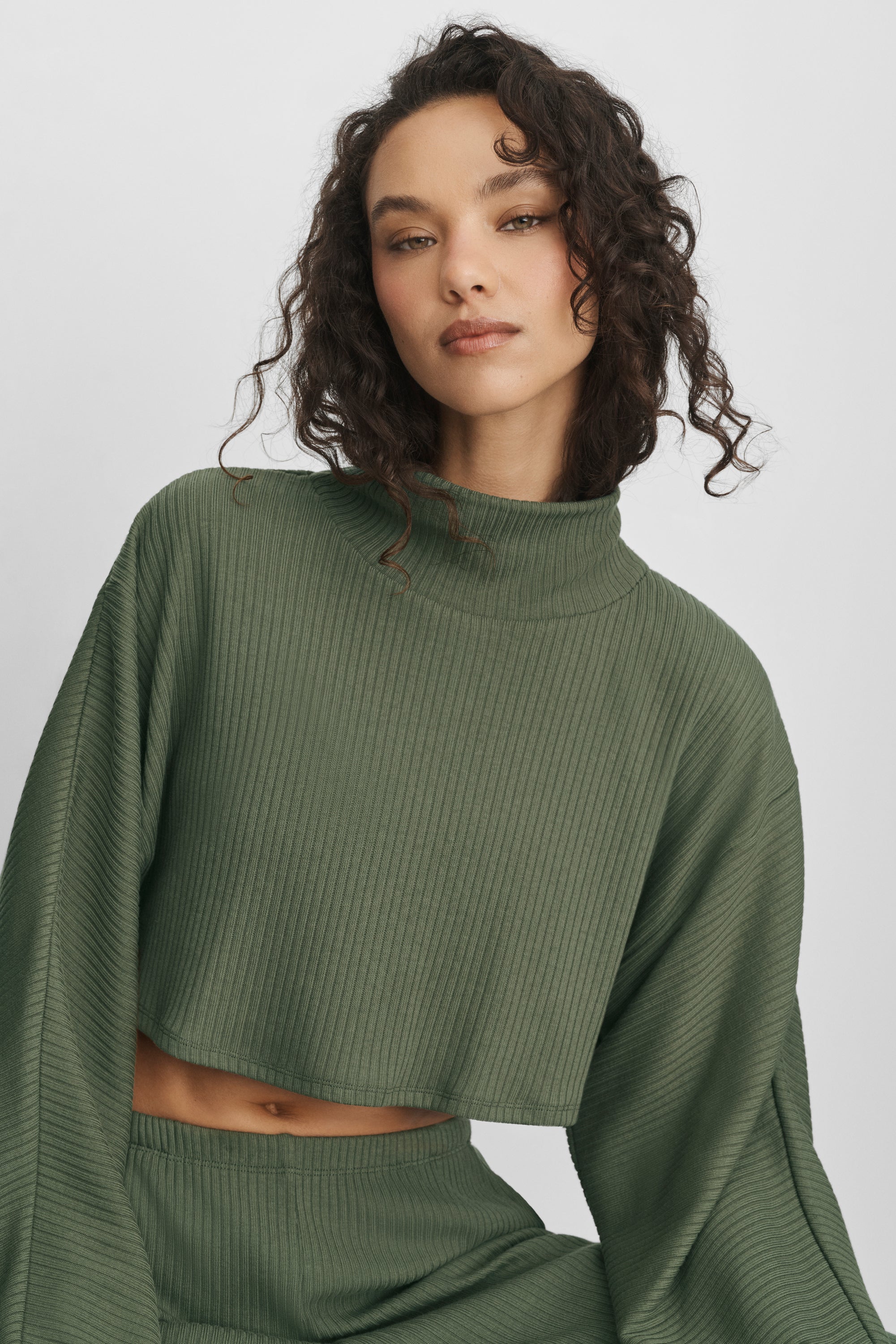 Ribbed Cropped Reset Long Sleeve in Bamboo Green