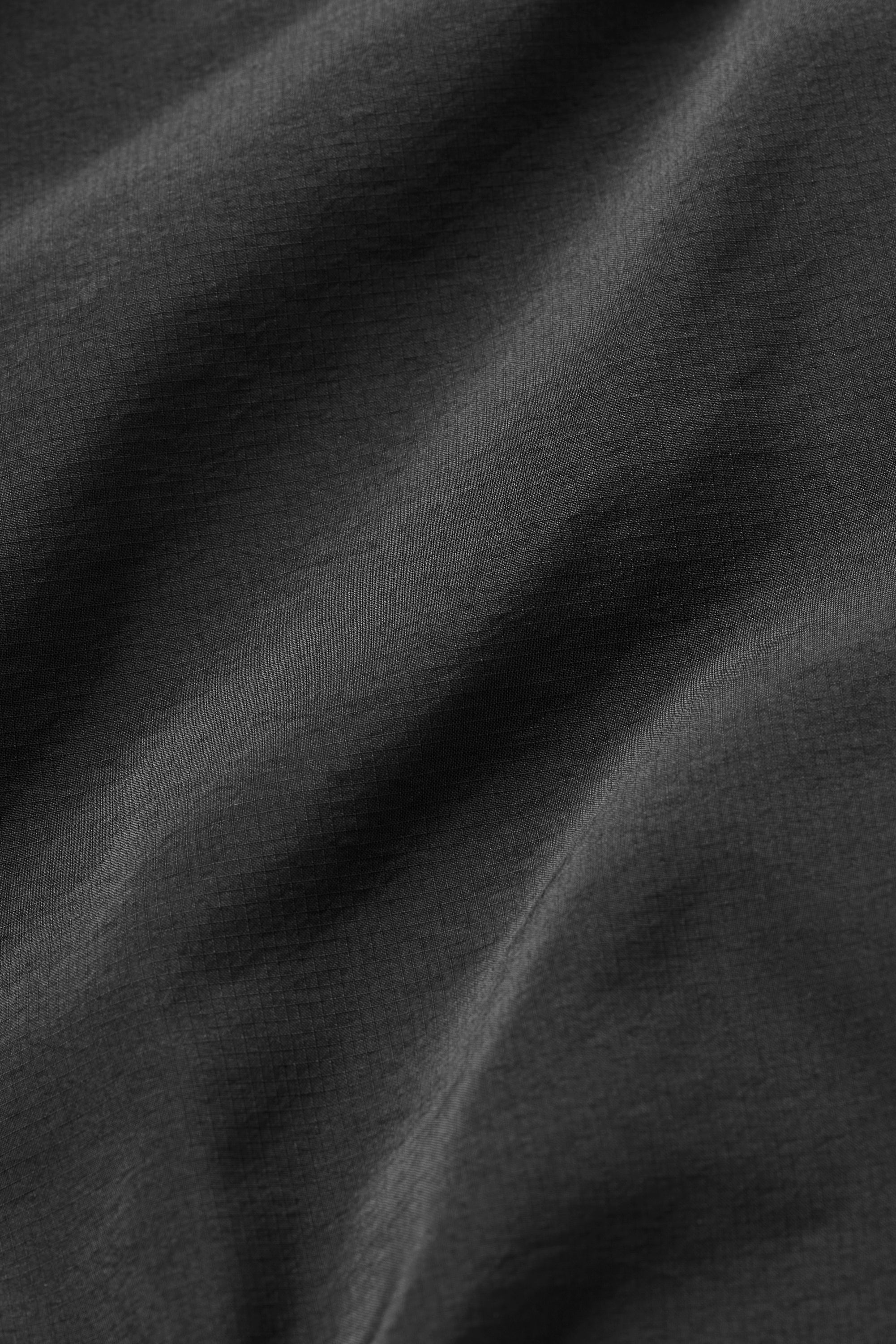 Veste Prismatic en noir, veste femme légère et décontractée à zip