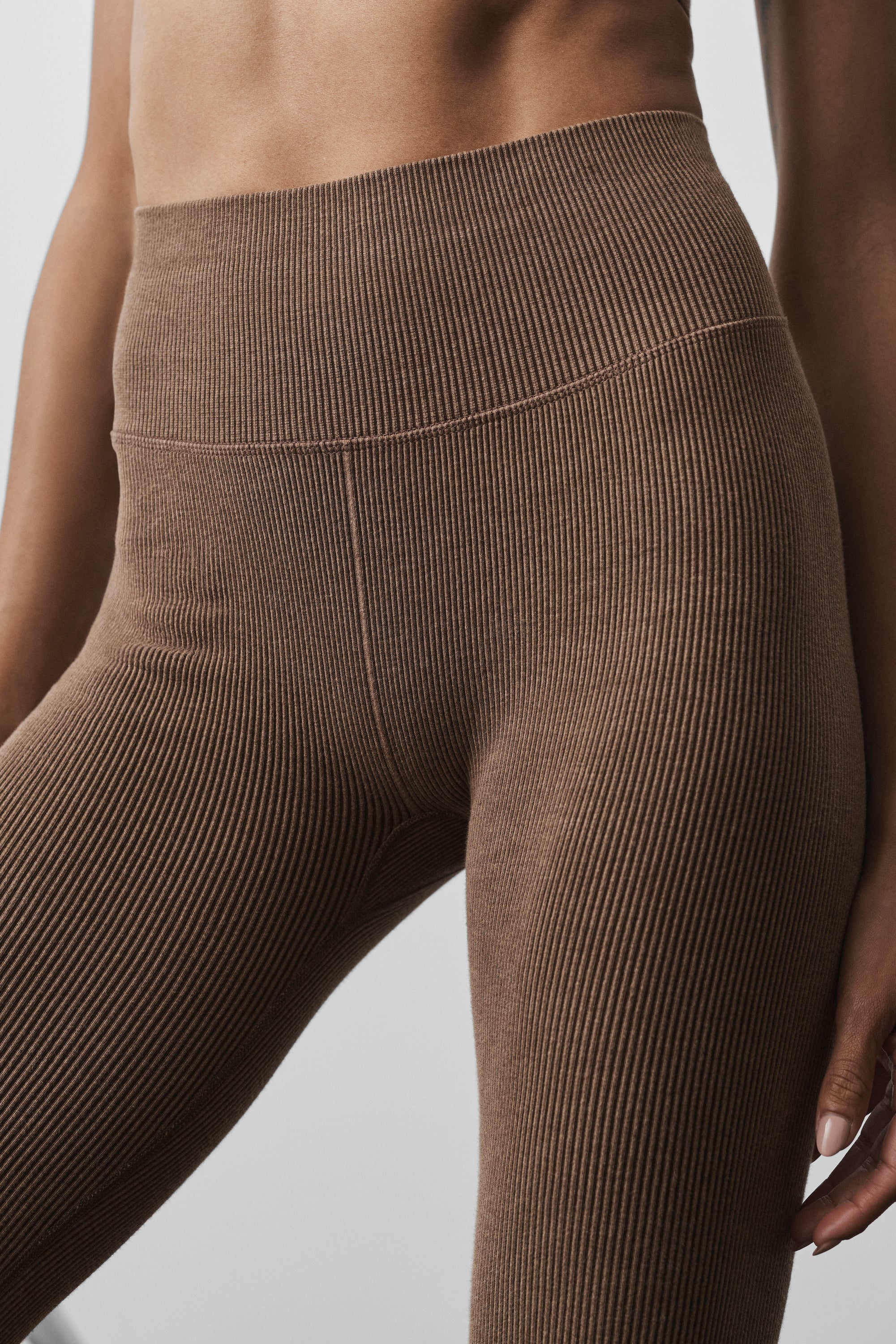 Legging Canelada Sem Costura de Cintura Alta e Dois Tons em Marrom Java