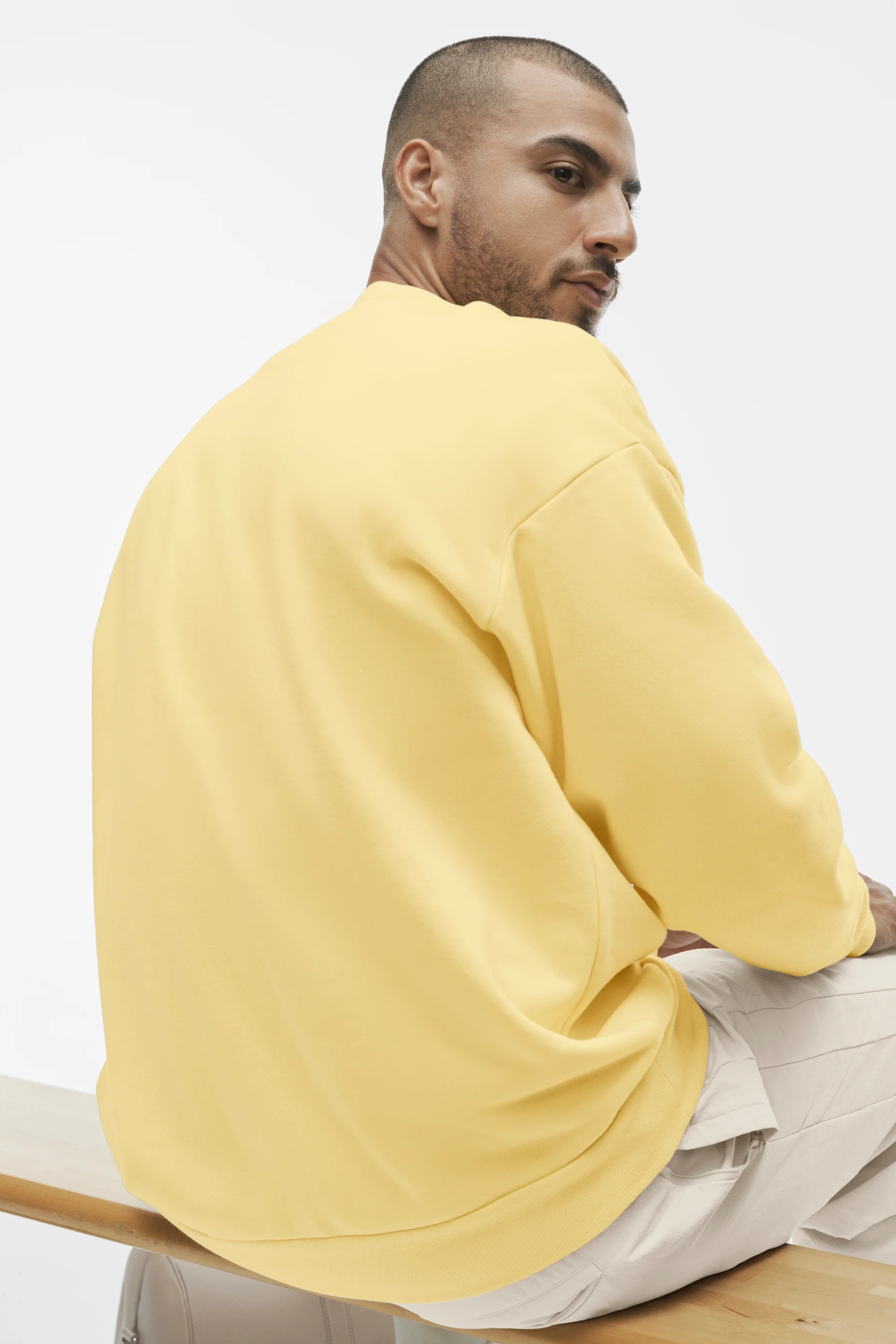 Accolade Crew-Neck-Pullover in Warm Butter aus French Terry