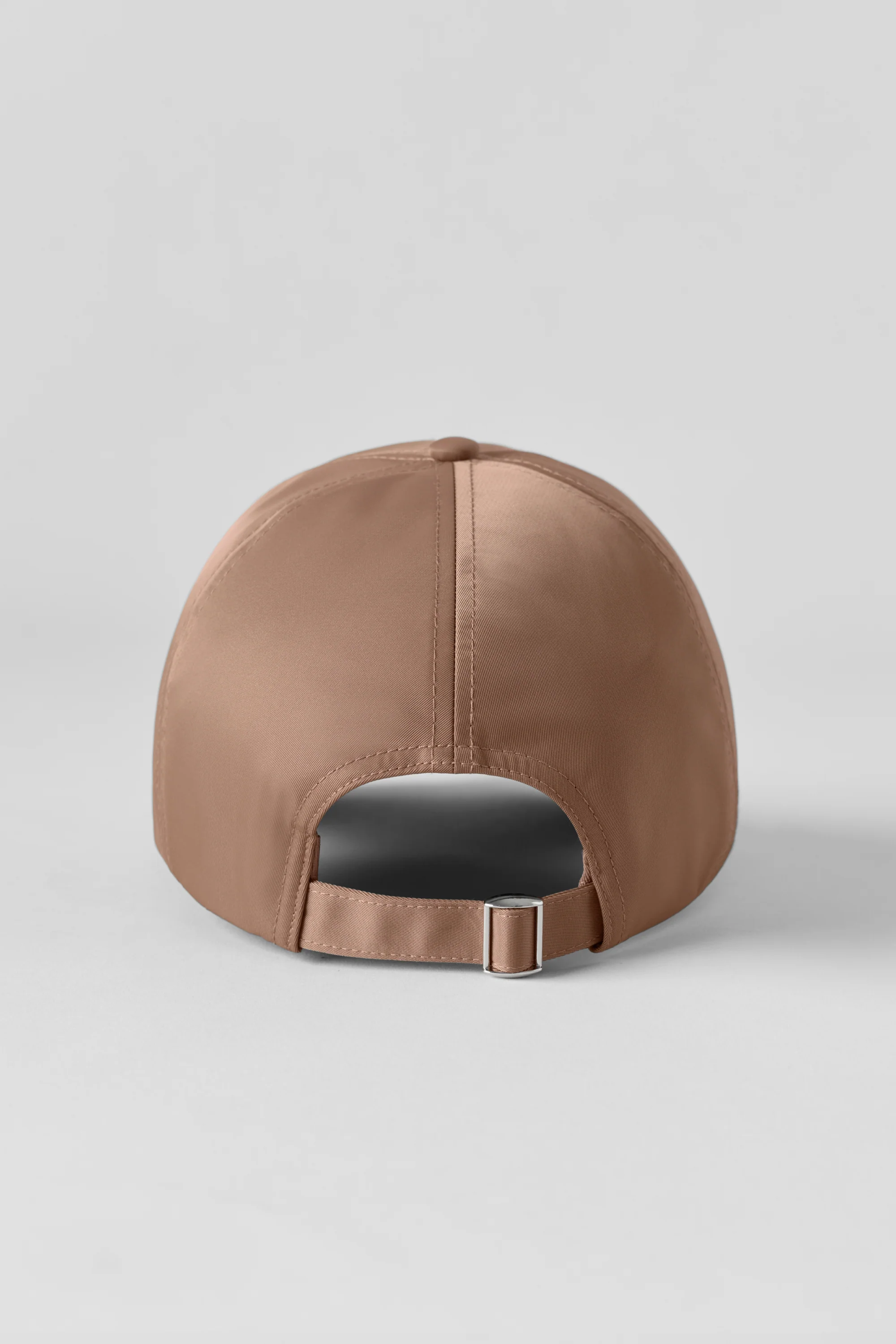 Satin Off-Duty Cap met Gebogen Klep, Java Brown