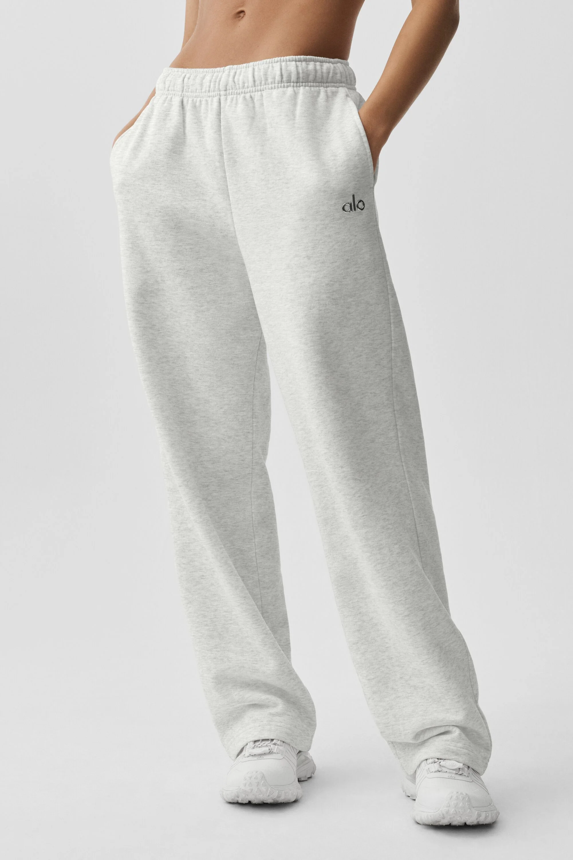 Accolade Straight Leg Sweatpant in White Heather