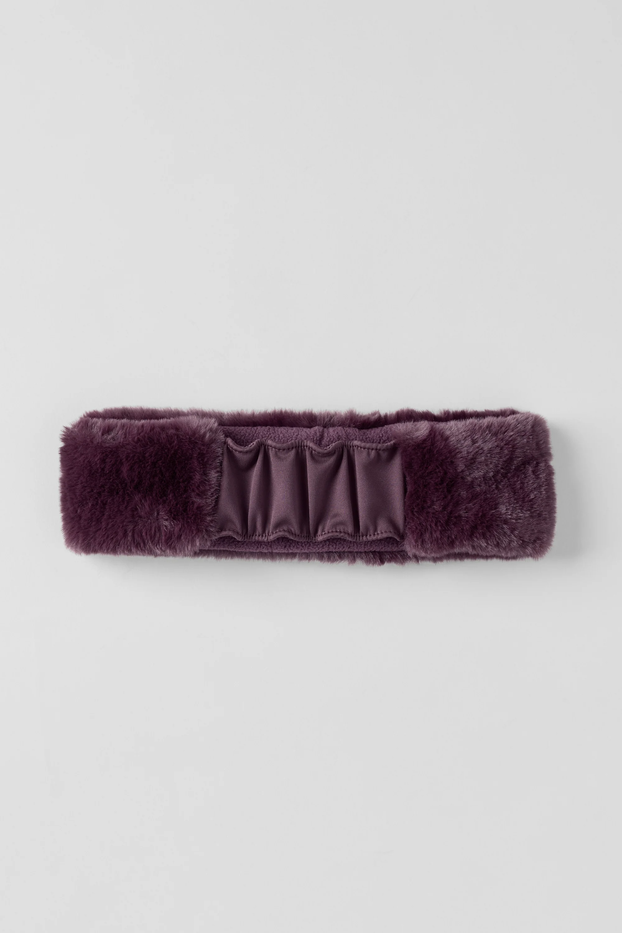 Amore Faux Fur Earwarmer Rich Bordeaux Kaltwetter-Accessoire