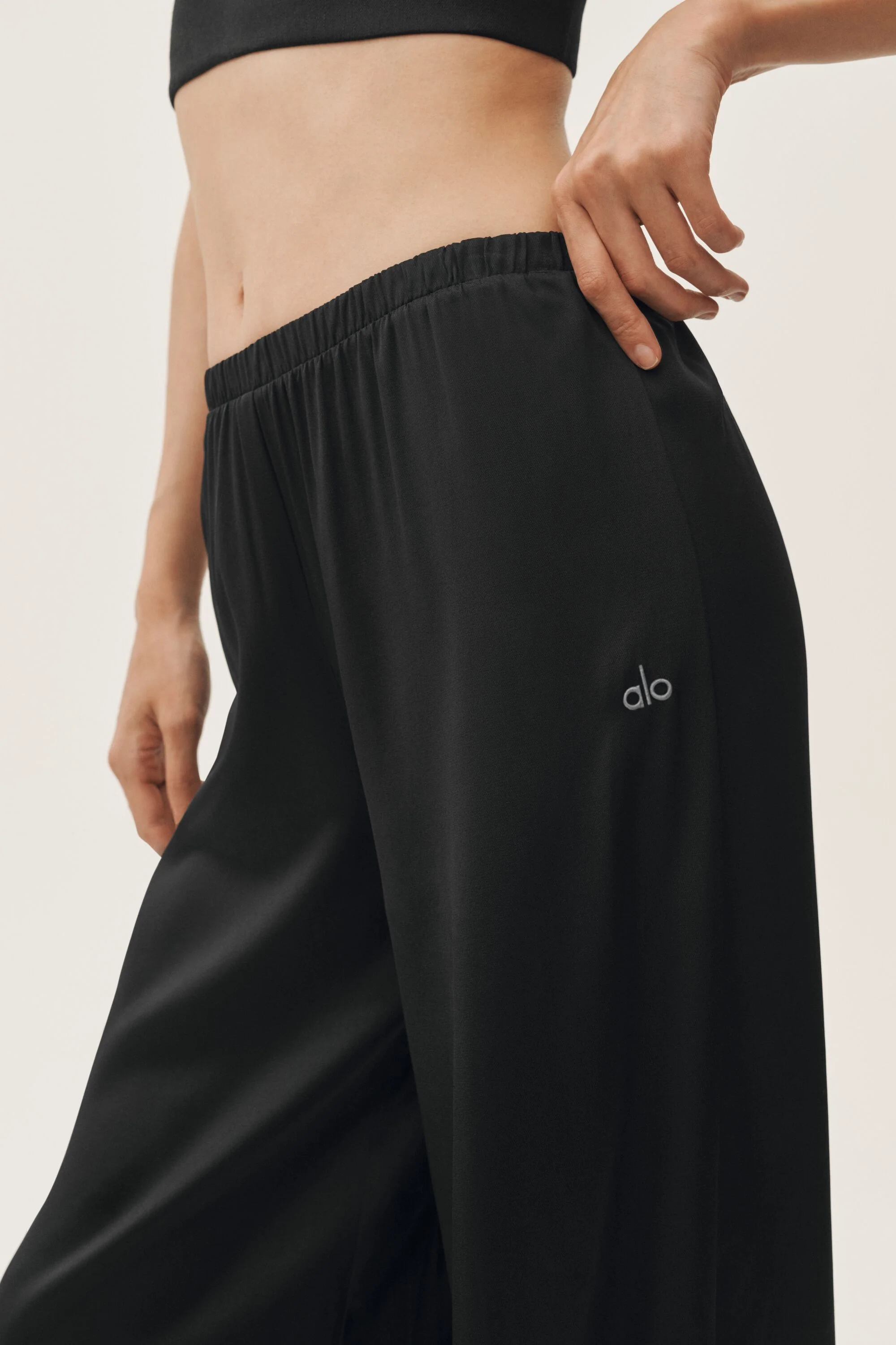 Silk Blend High-Waist Radiance Pant in Black