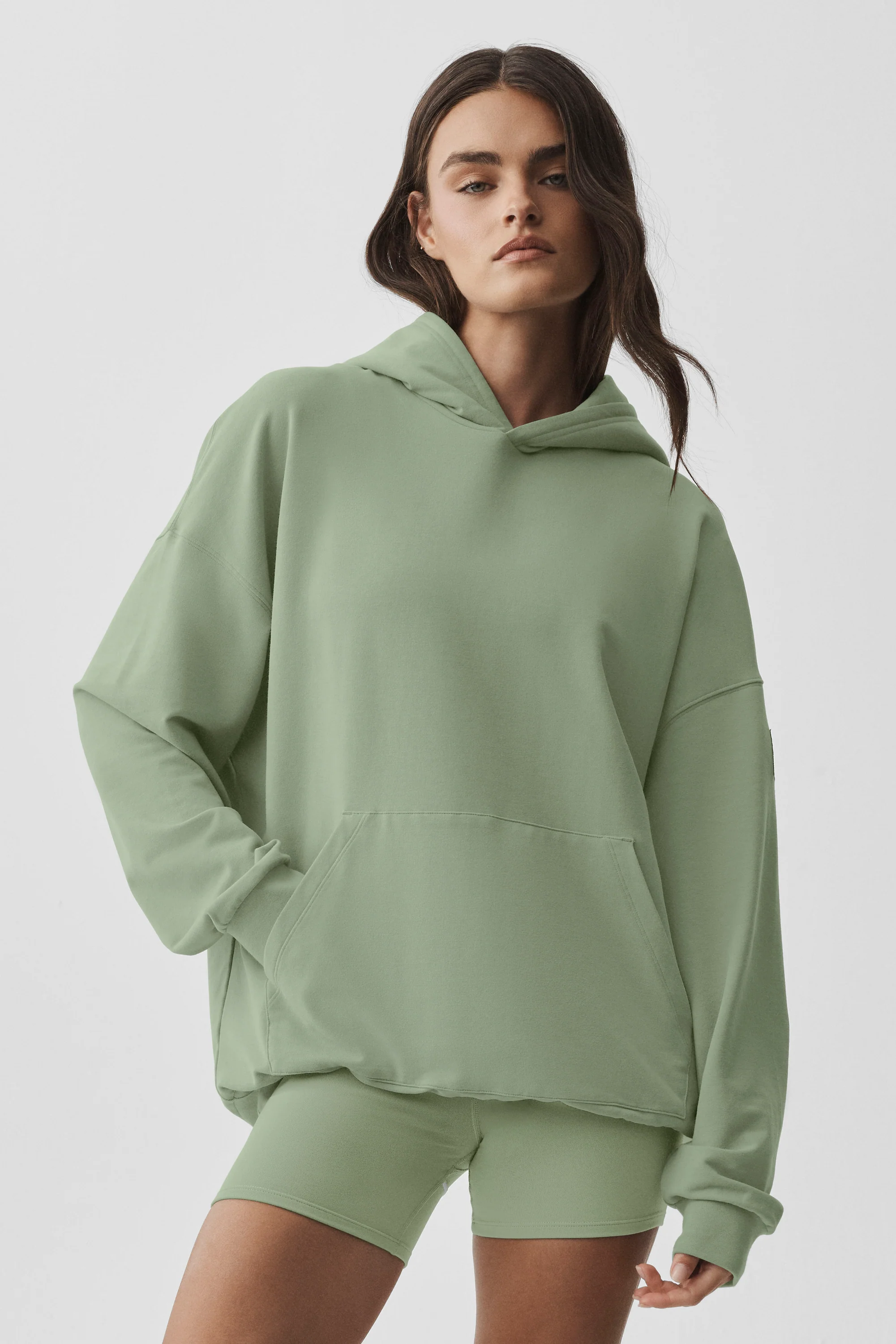 Sweat à capuche Double Take Dune Grass pour femme, couche légère à enfiler