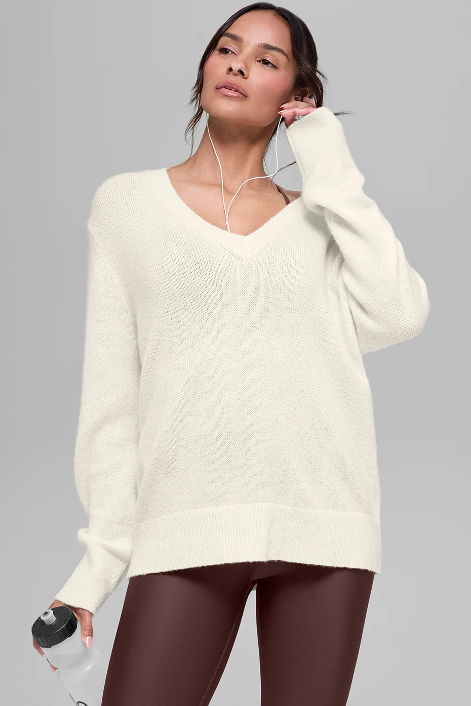 Wool Cashmere New Class Oversized V-Neck Sweater in Ivory
