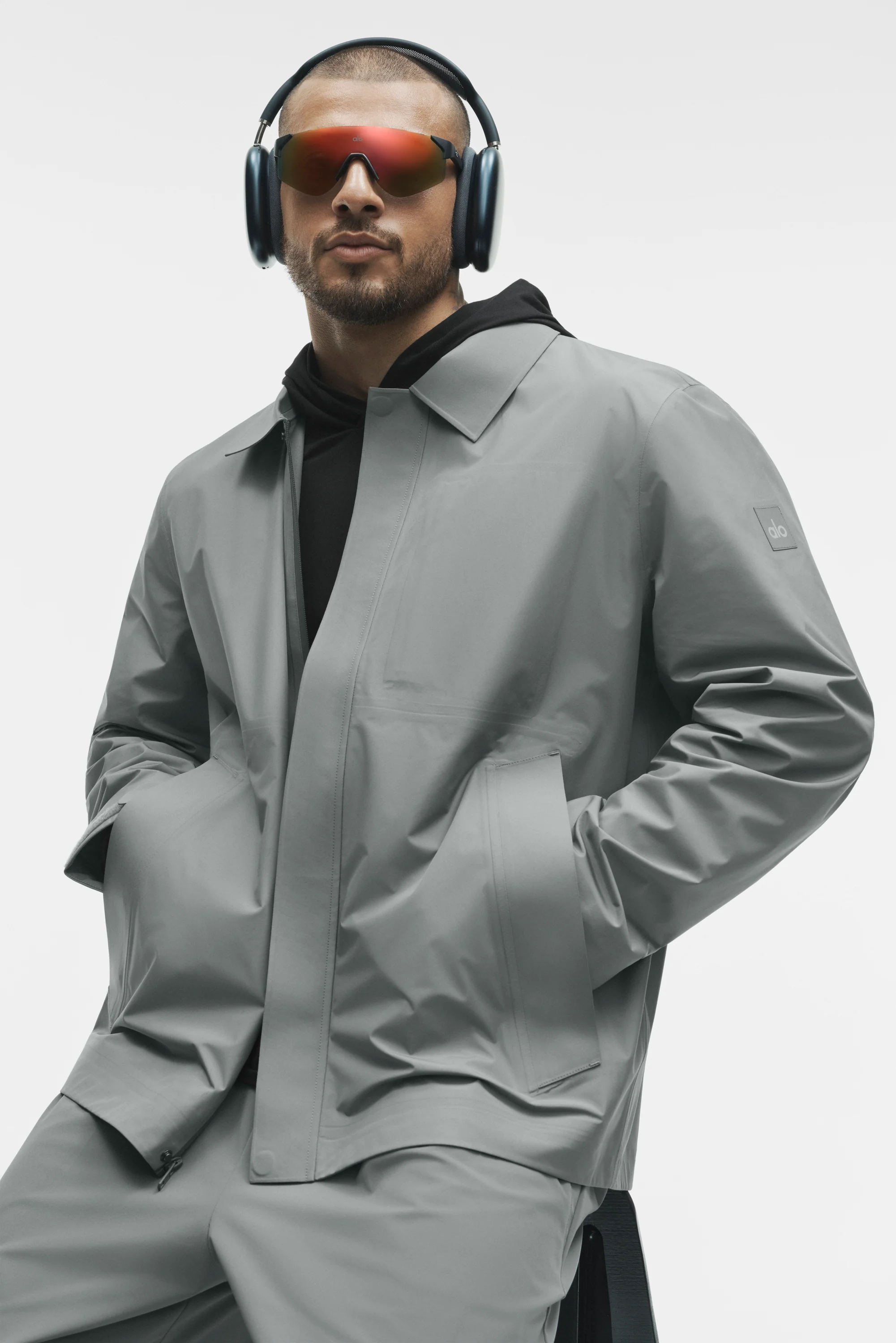 Alo Yoga Alpha Shell Overshirt Monument Water-Resistant Men's Outerwear