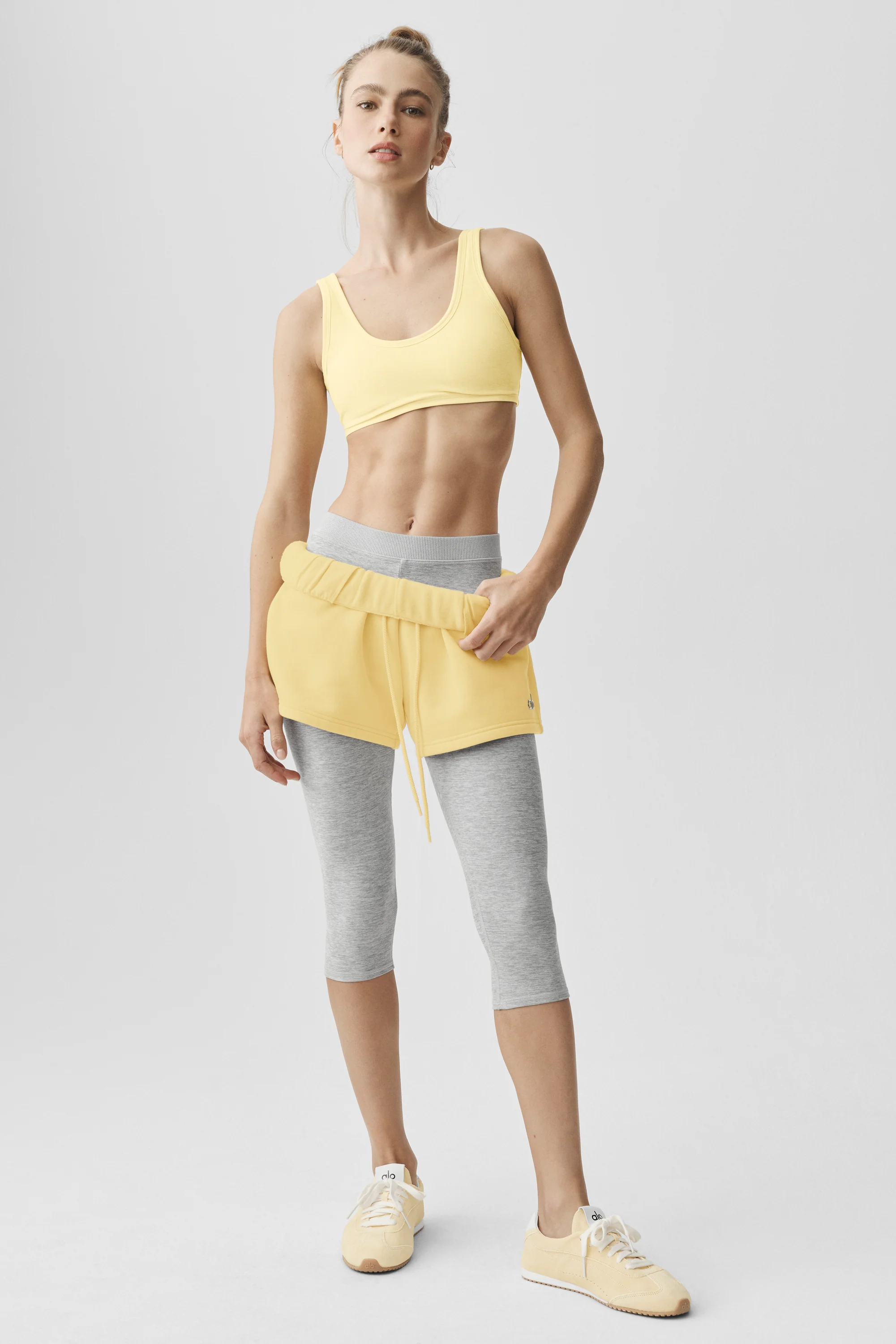 Alosoft Center Stage Sport-BH in Warm Butter Heather